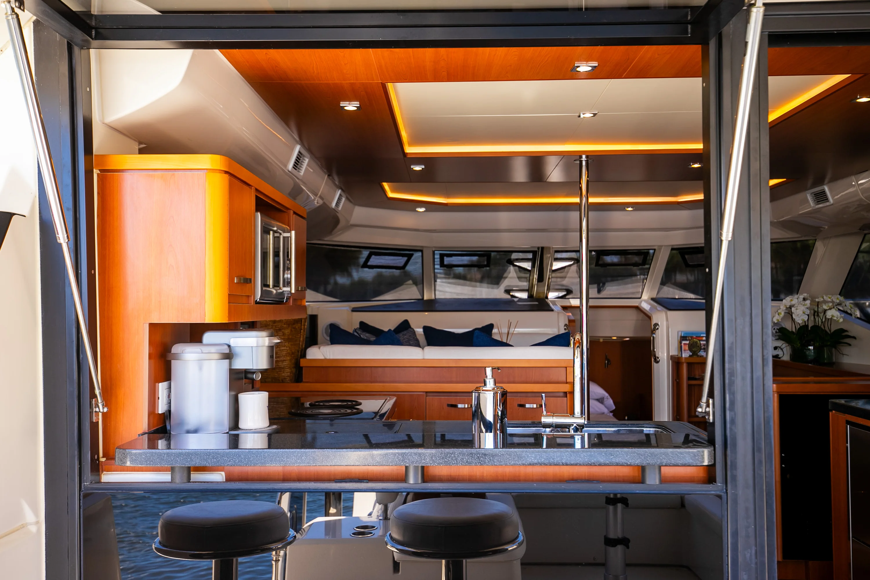 2017 Aquila 44 Image Thumbnail #35
