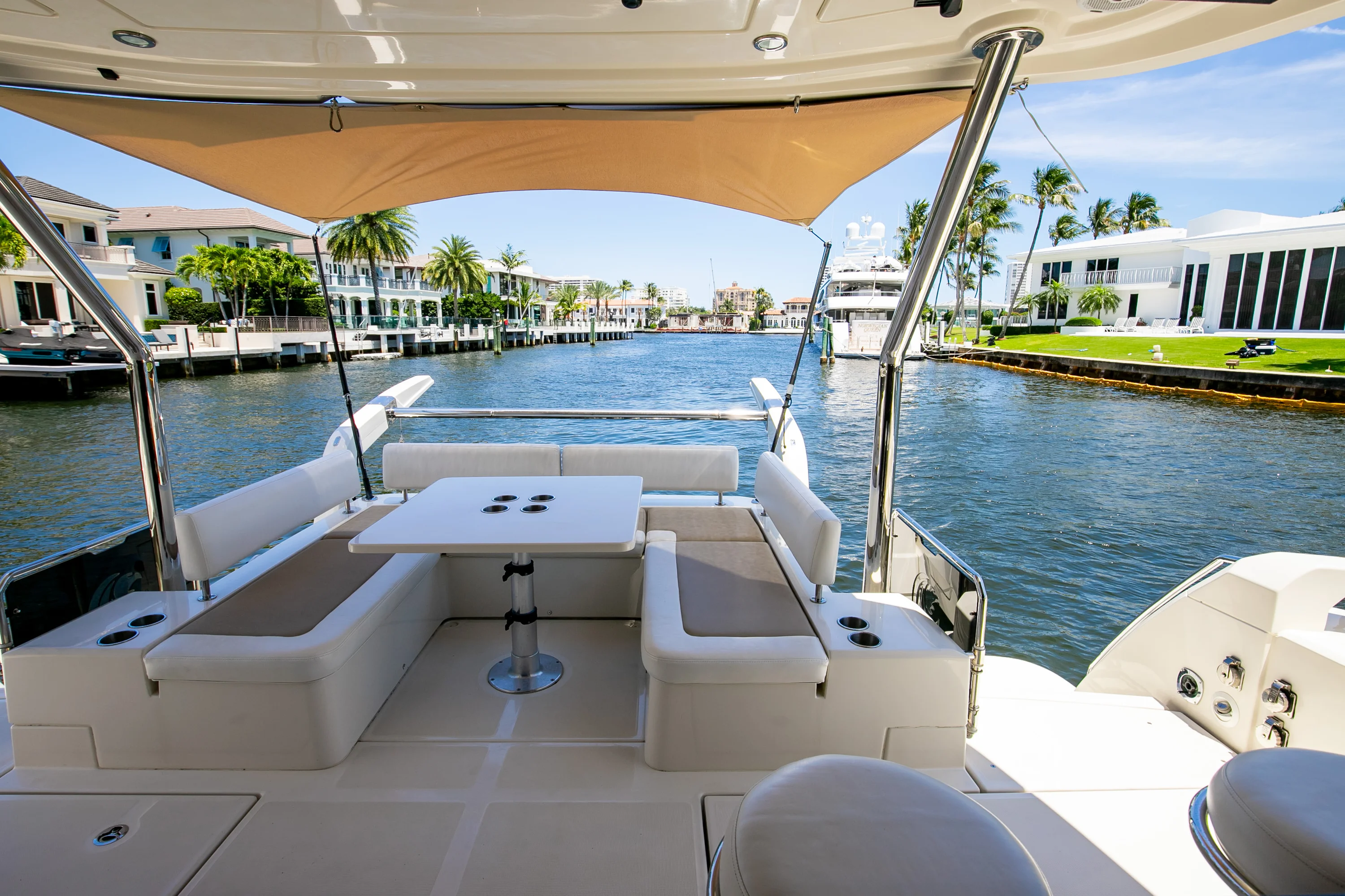 2017 Aquila 44 Image Thumbnail #28