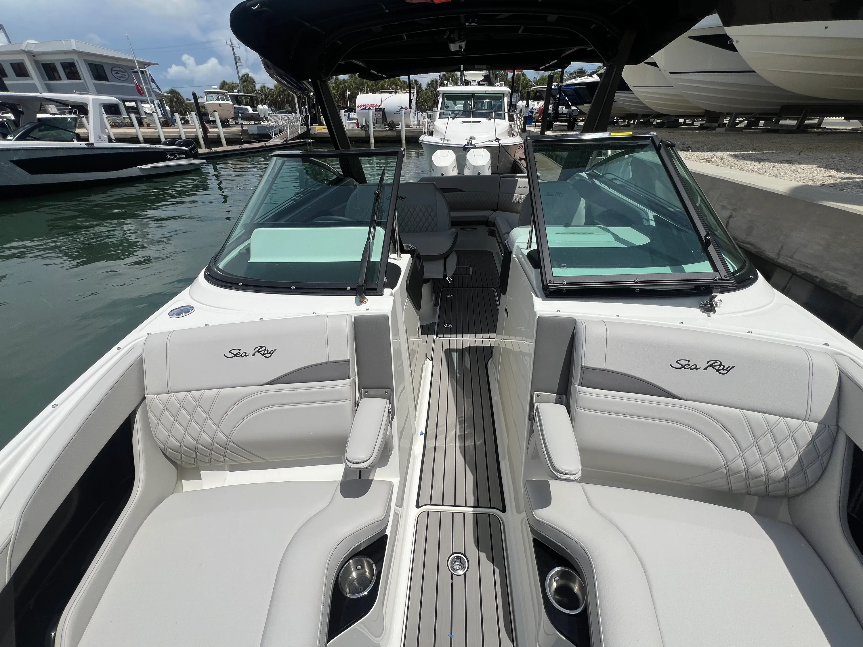 2026 Sea Ray SLX 280 Outboard Image Thumbnail #56
