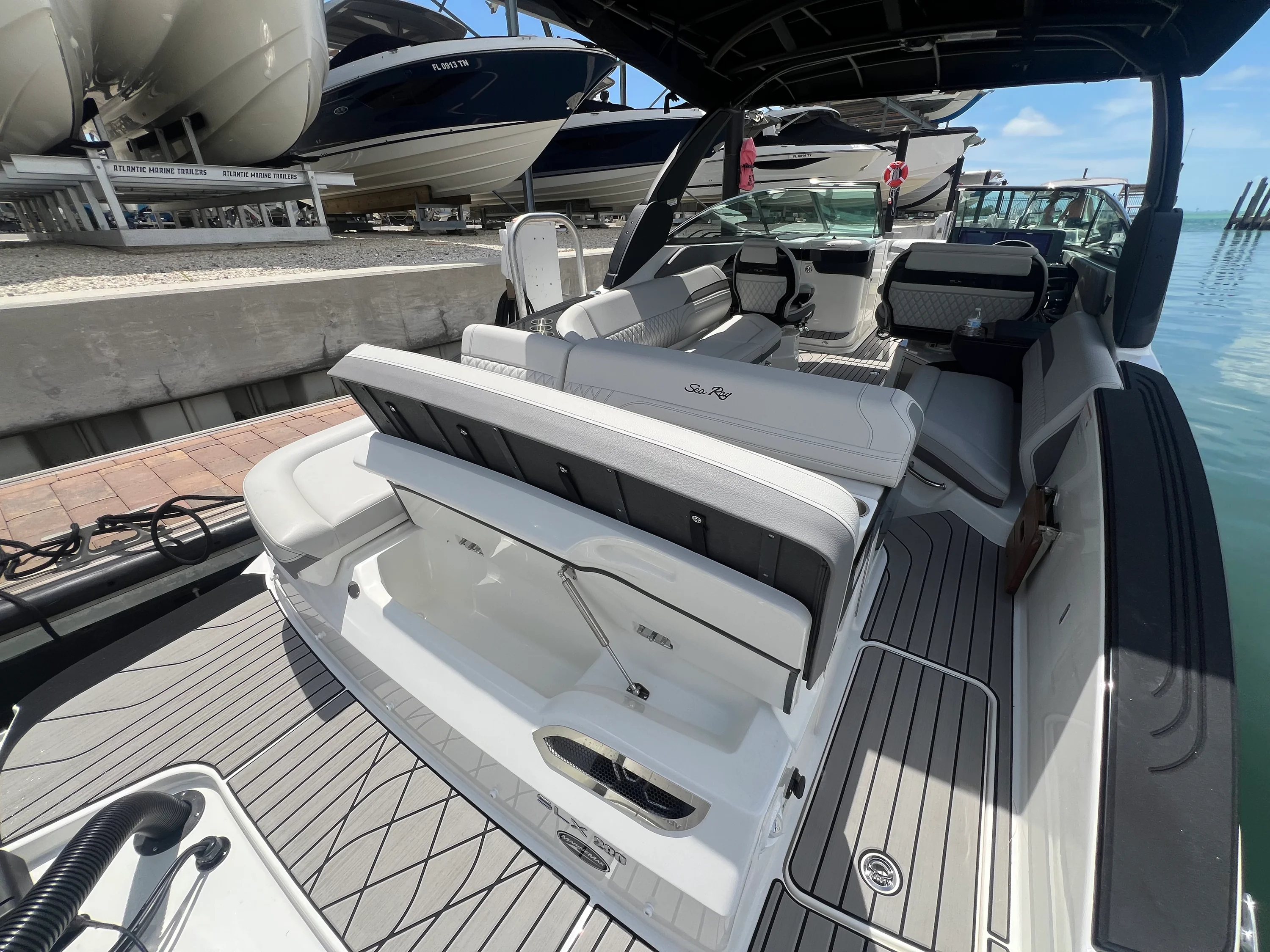 2026 Sea Ray SLX 280 Outboard Image Thumbnail #63