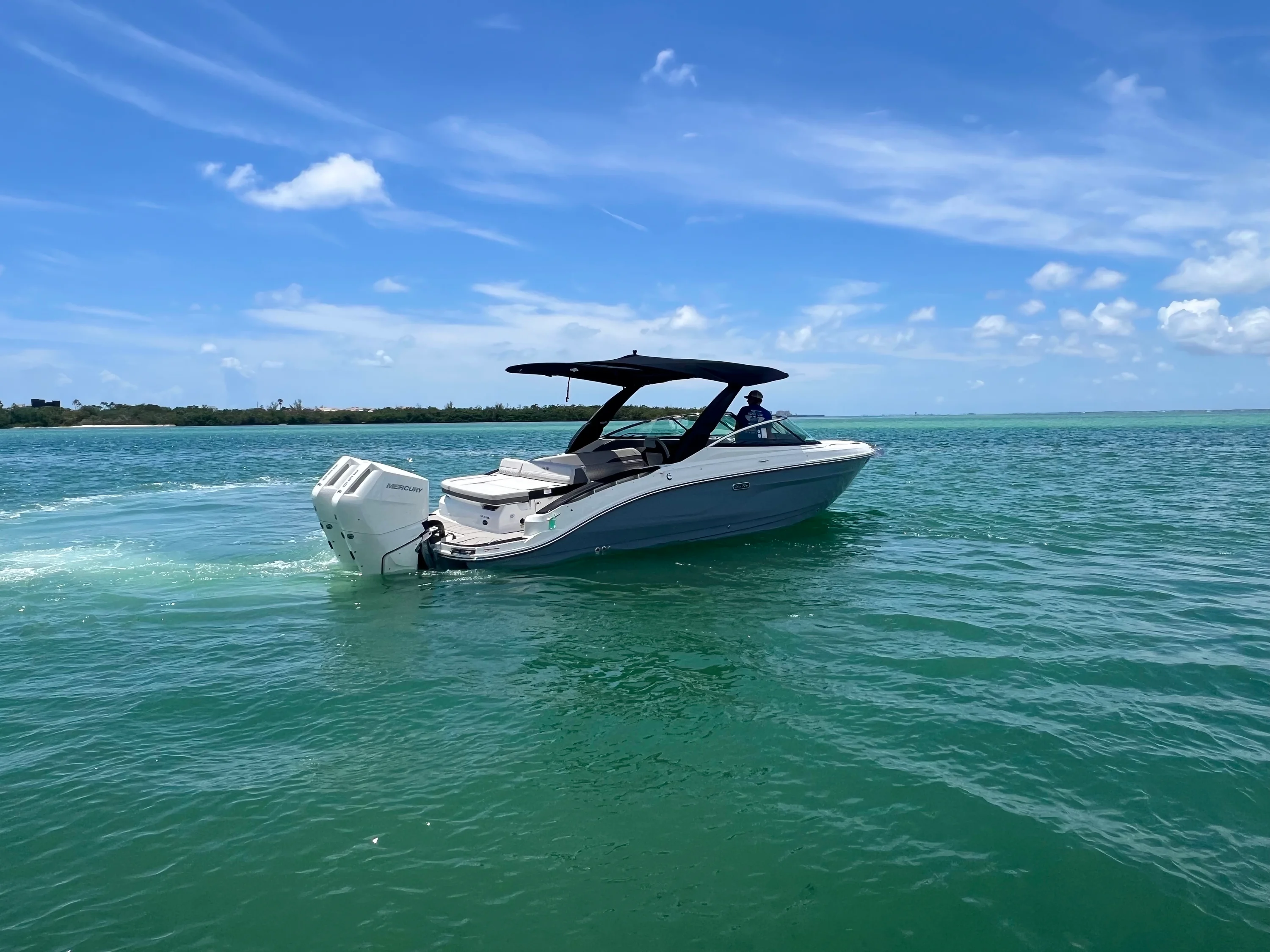 2026 Sea Ray SLX 280 Outboard Image Thumbnail #18
