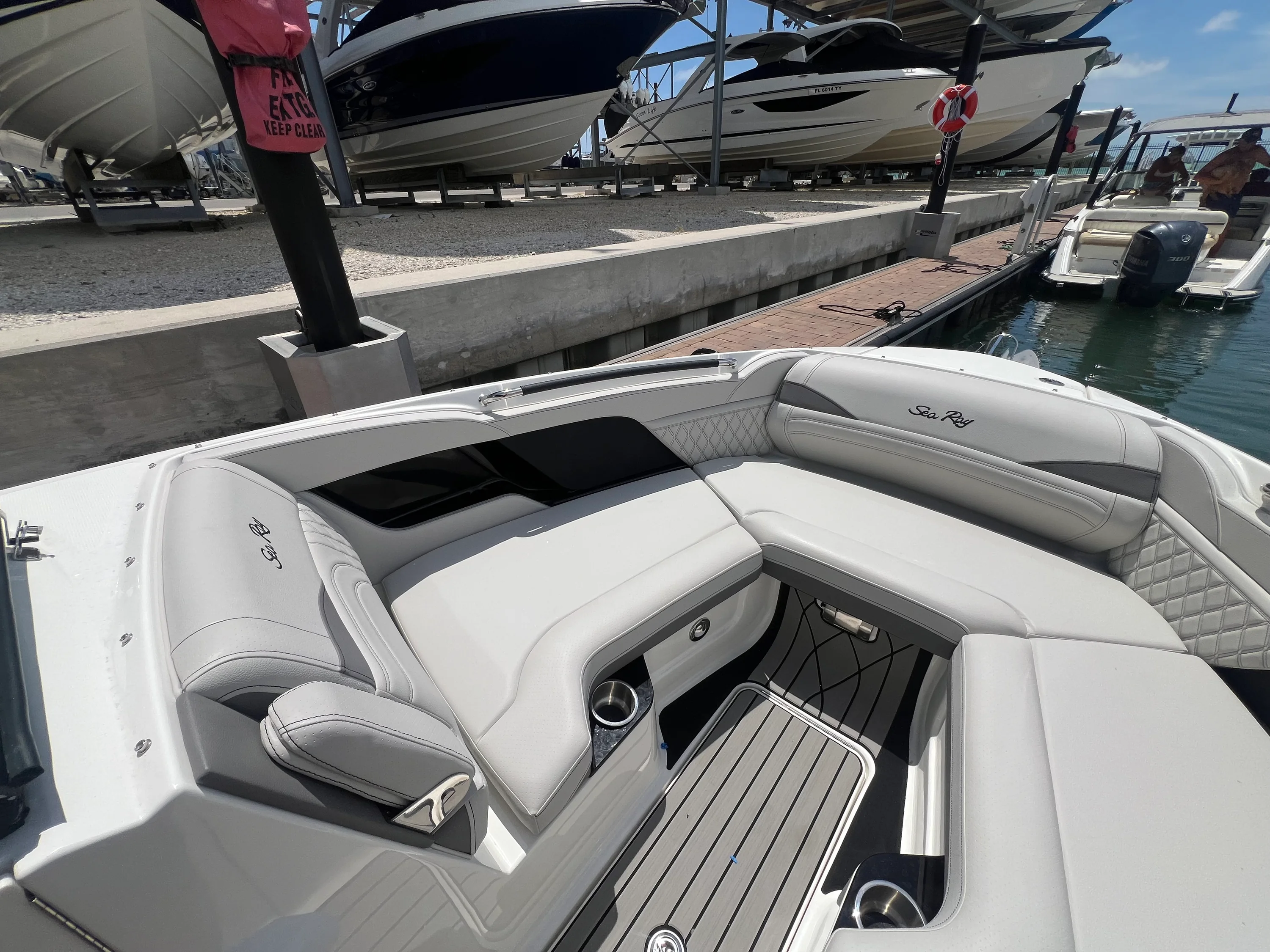 2026 Sea Ray SLX 280 Outboard Image Thumbnail #53