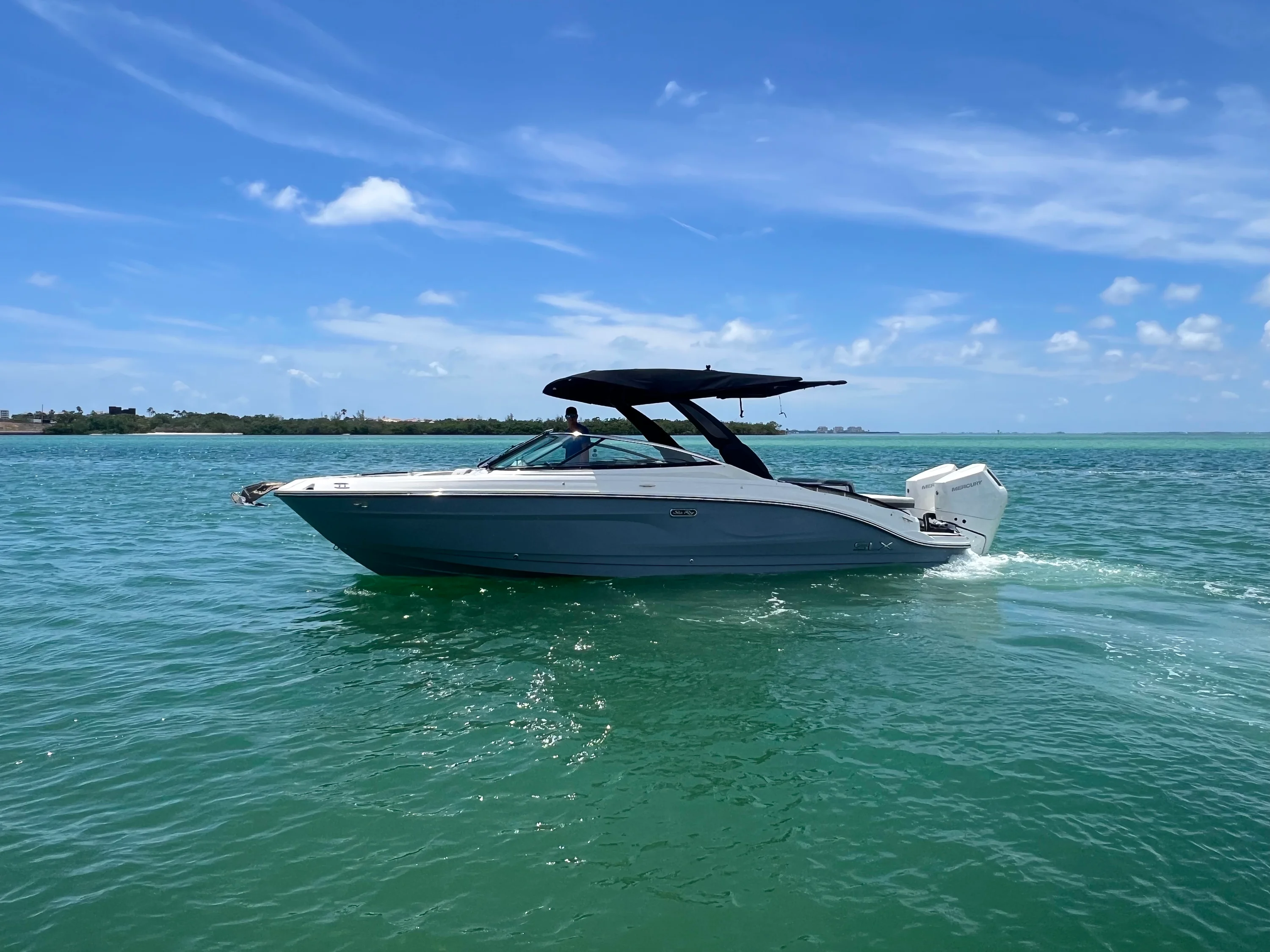 2026 Sea Ray SLX 280 Outboard Image Thumbnail #3