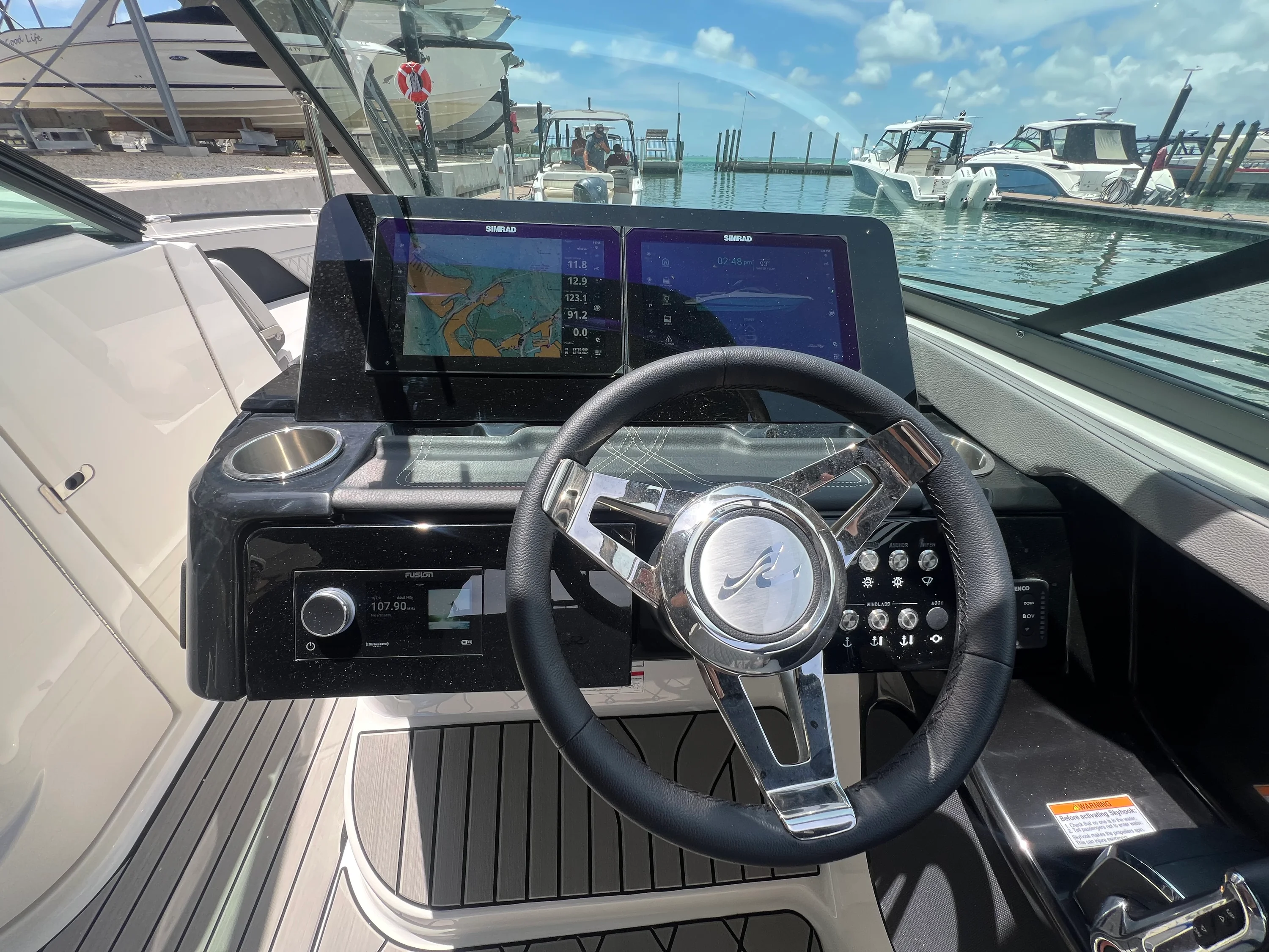 2026 Sea Ray SLX 280 Outboard Image Thumbnail #51
