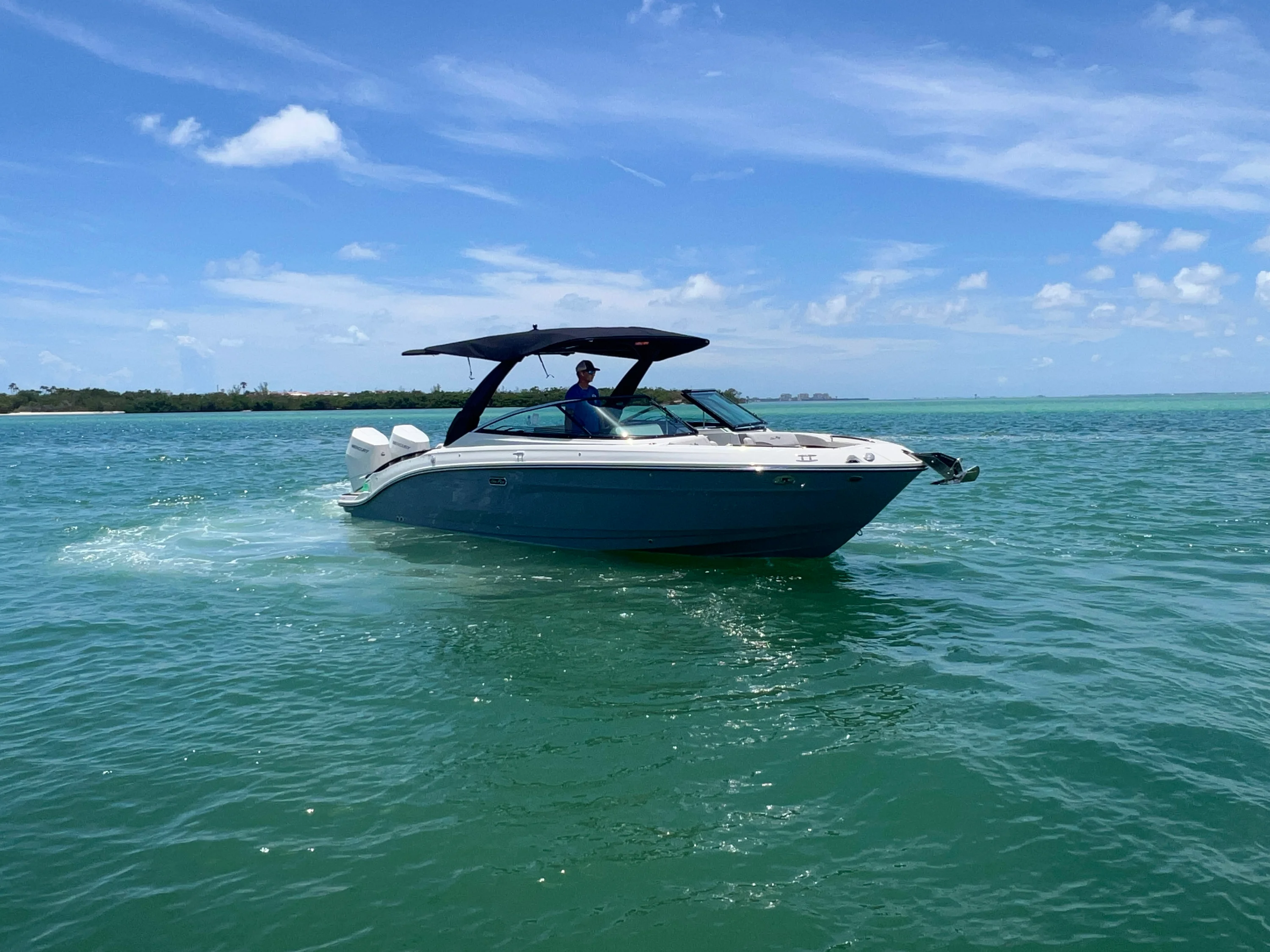 2026 Sea Ray SLX 280 Outboard Image Thumbnail #10