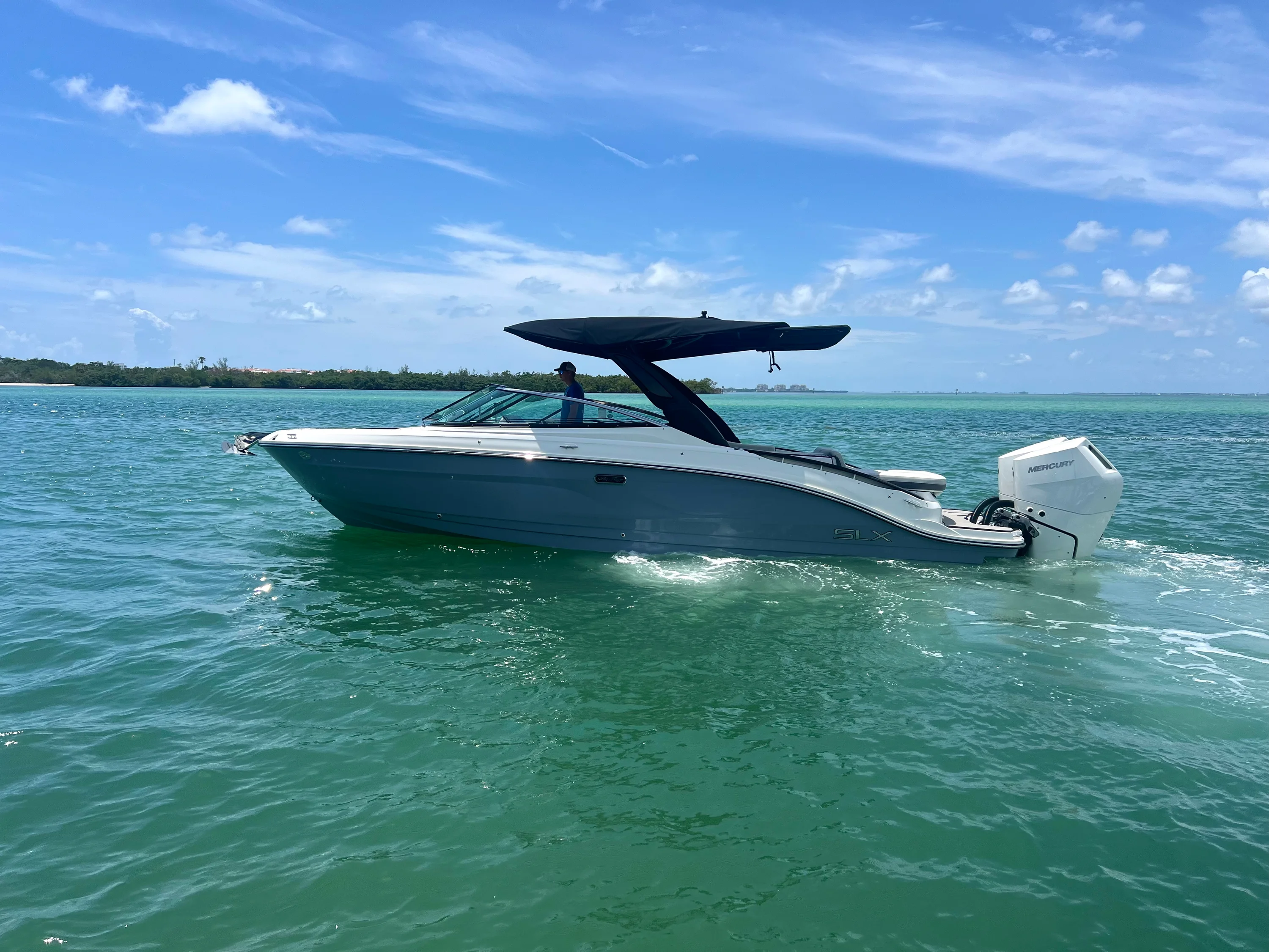 2026 Sea Ray SLX 280 Outboard Image Thumbnail #0