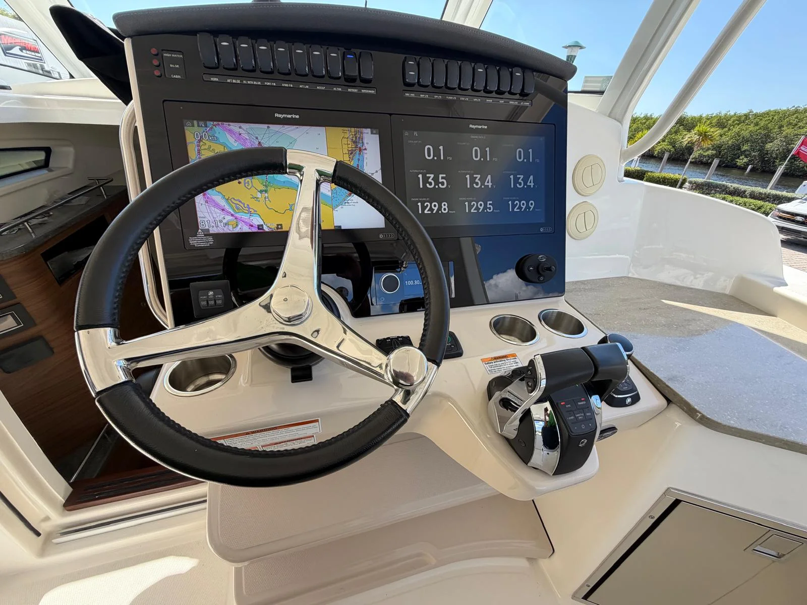 2022 Boston Whaler 350 REALM Image Thumbnail #36