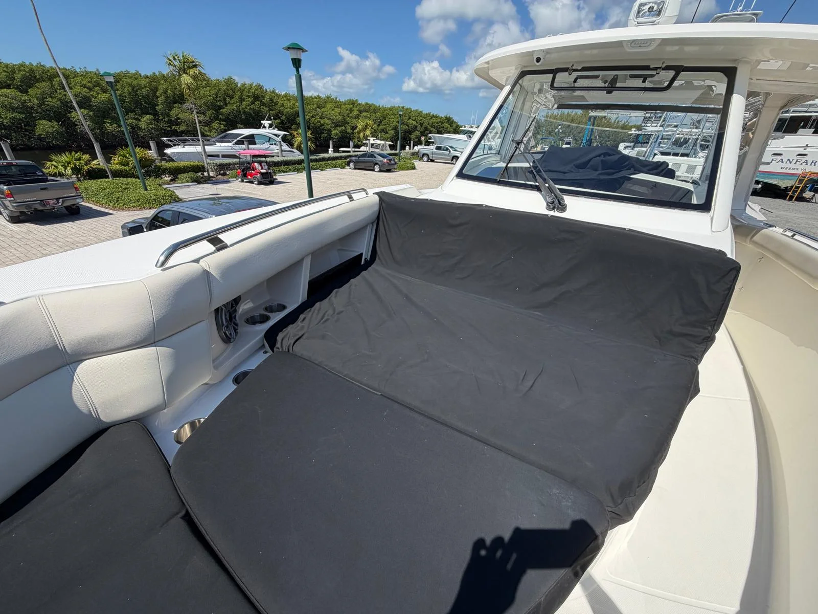 2022 Boston Whaler 350 REALM Image Thumbnail #24