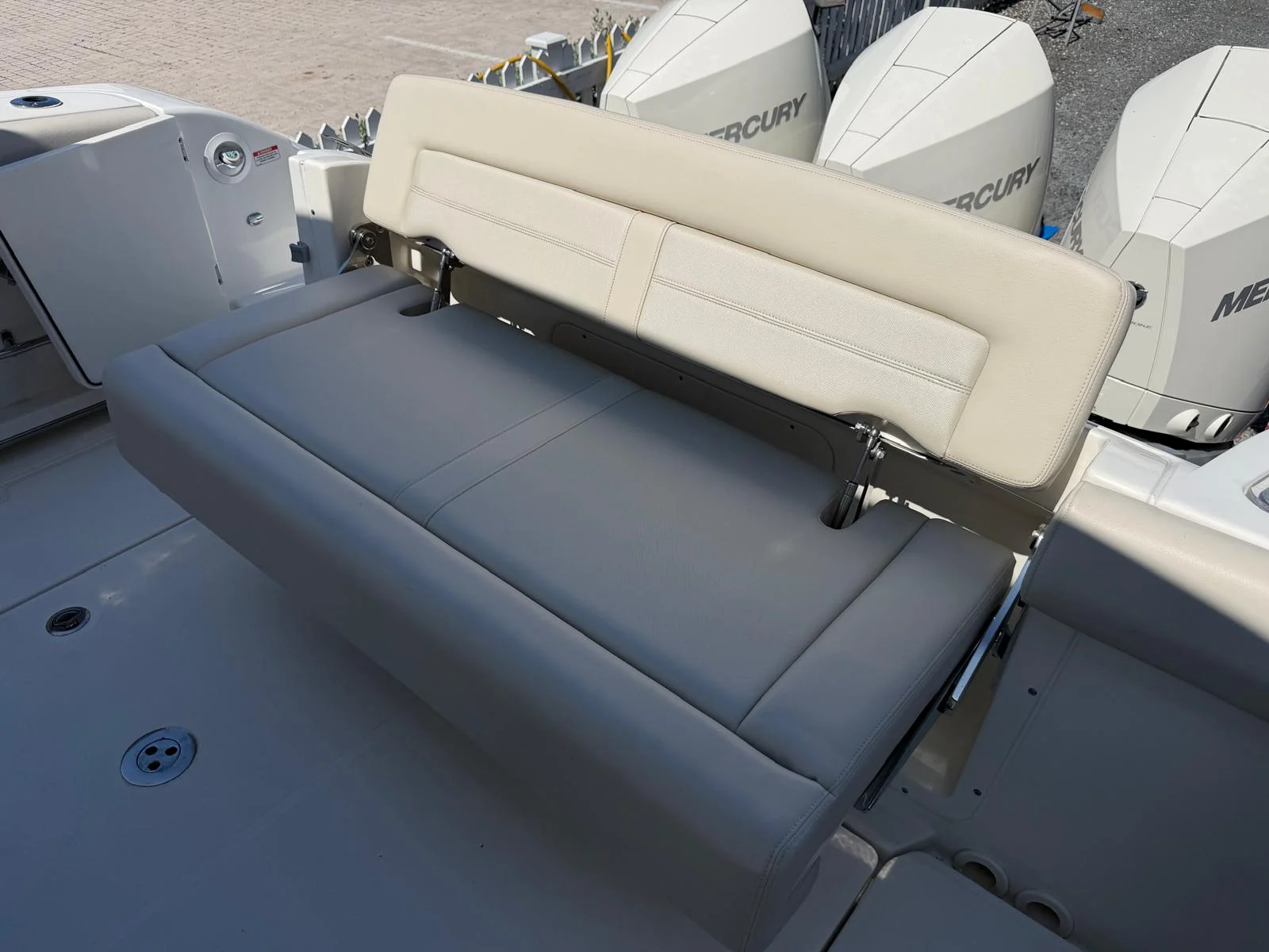 2022 Boston Whaler 350 REALM Image Thumbnail #51
