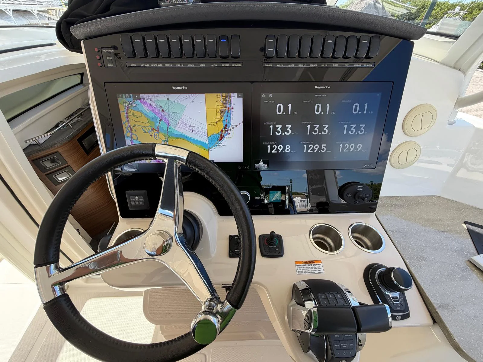 2022 Boston Whaler 350 REALM Image Thumbnail #37
