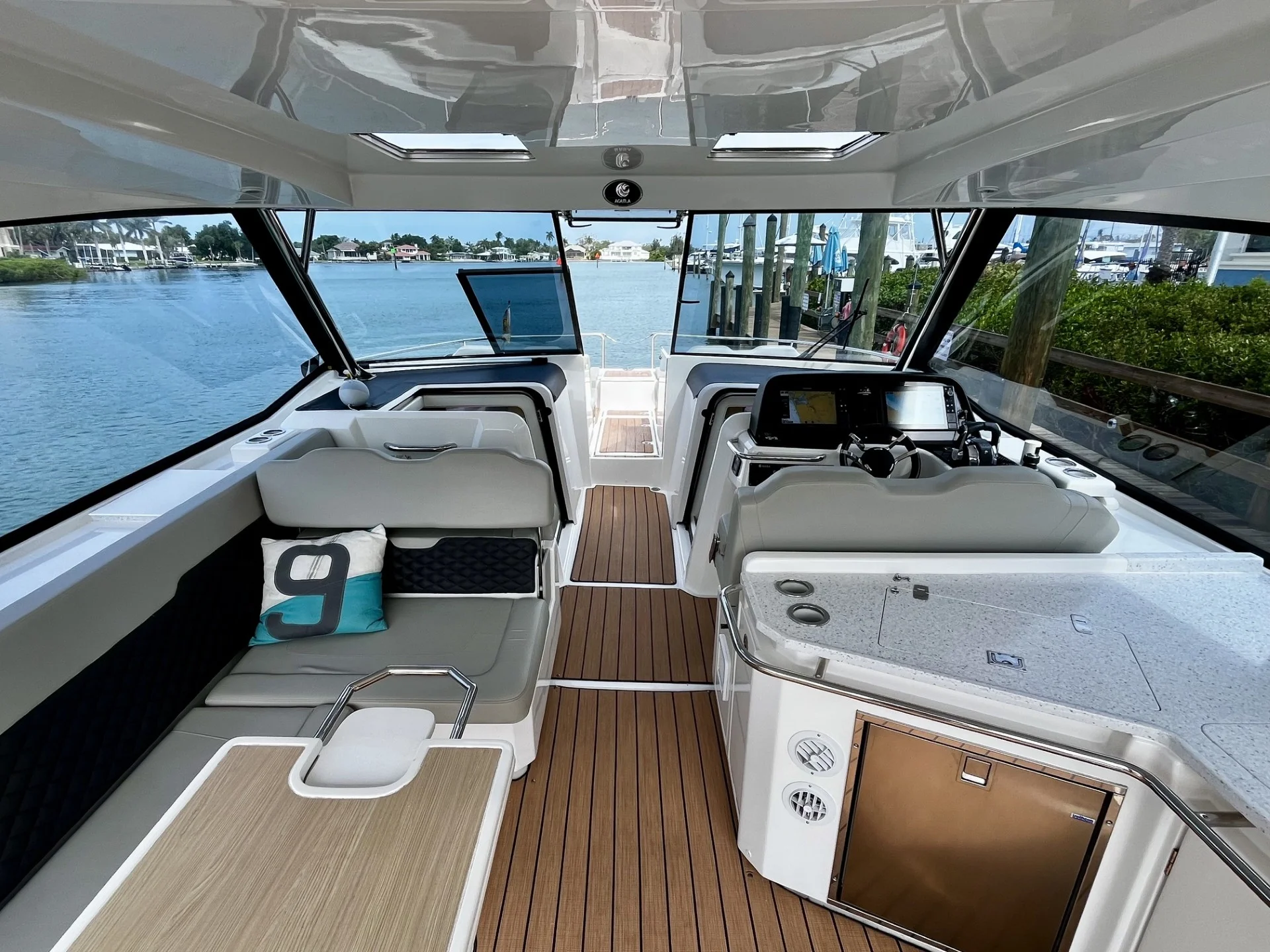 2019 Aquila 36 Image Thumbnail #14