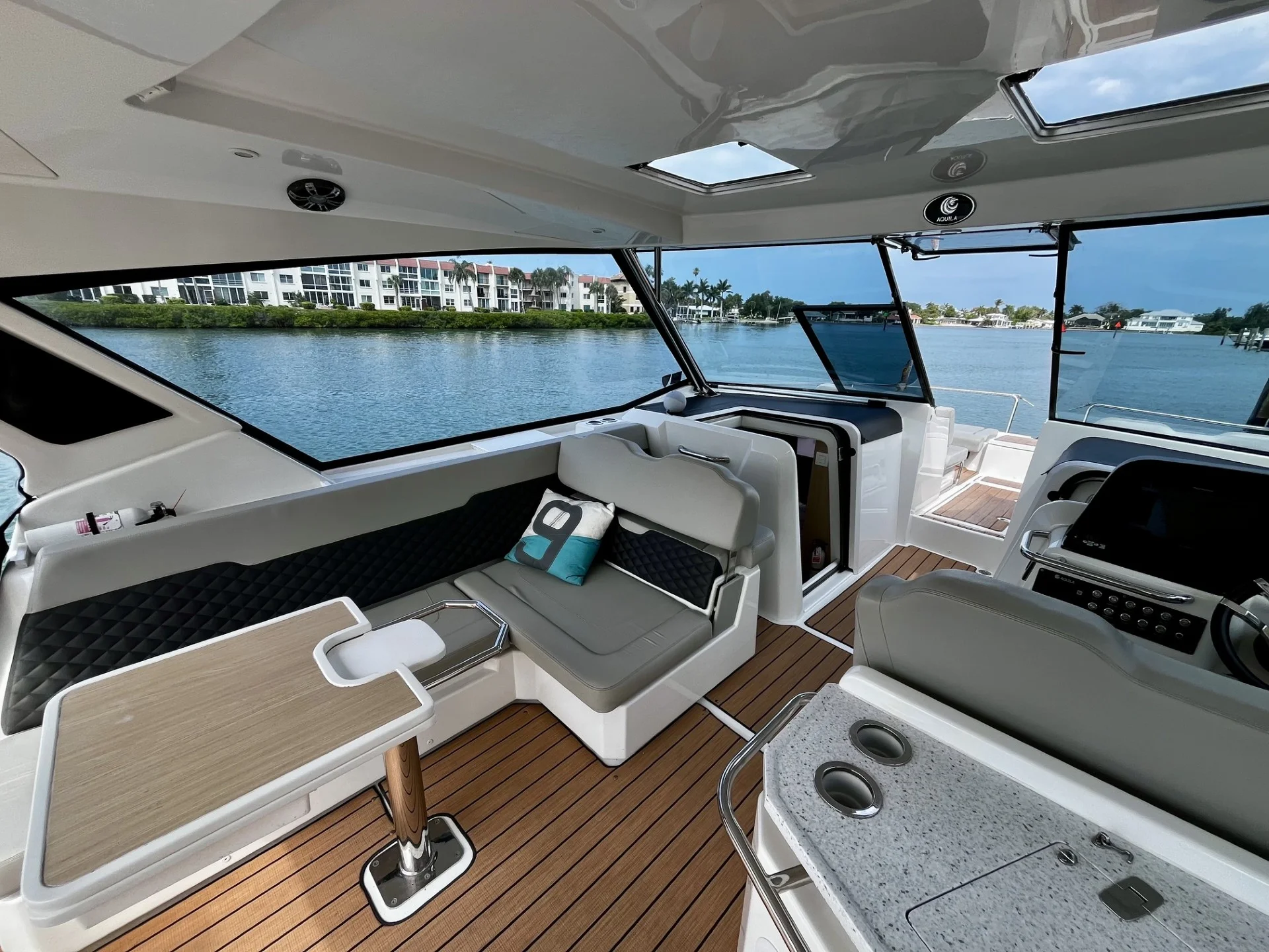 2019 Aquila 36 Image Thumbnail #16