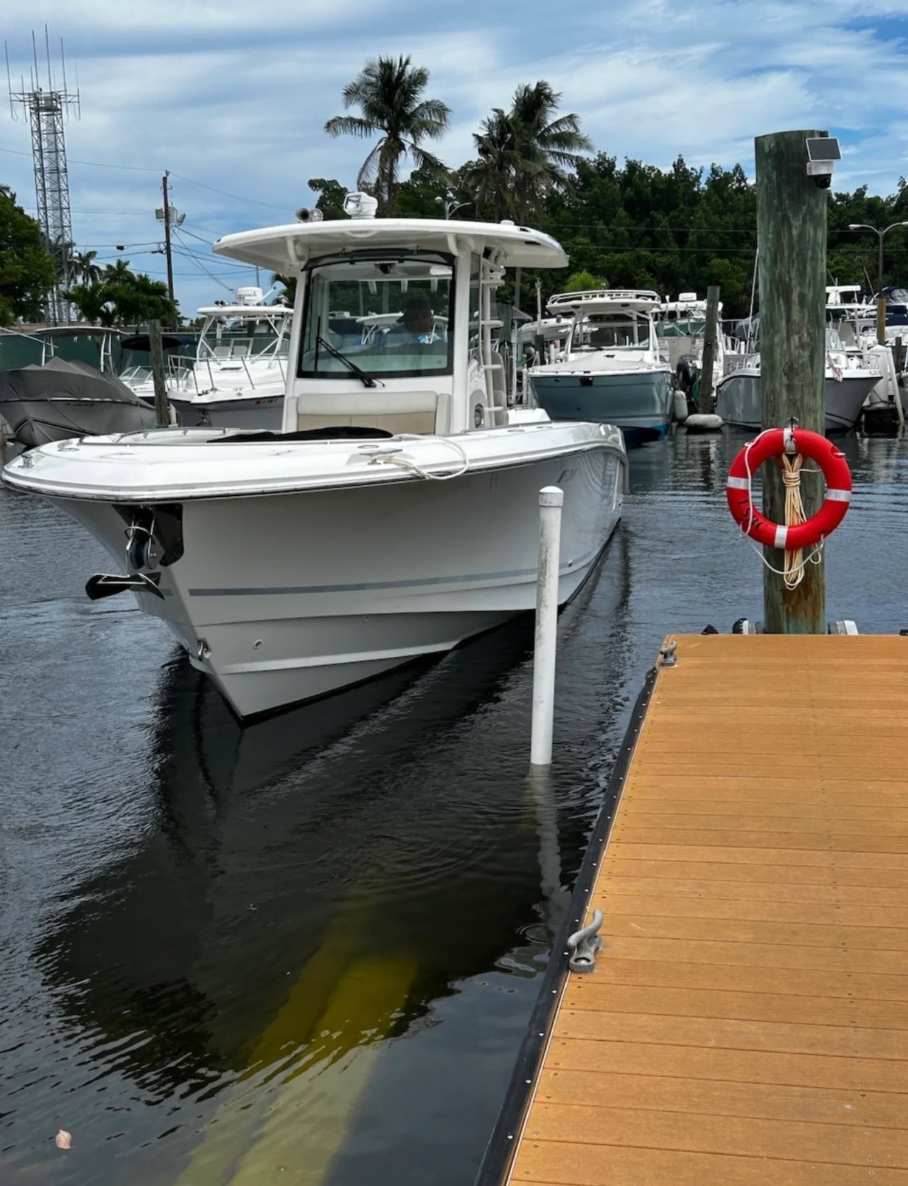 2018 Boston Whaler 330 OUTRAGE Image Thumbnail #3