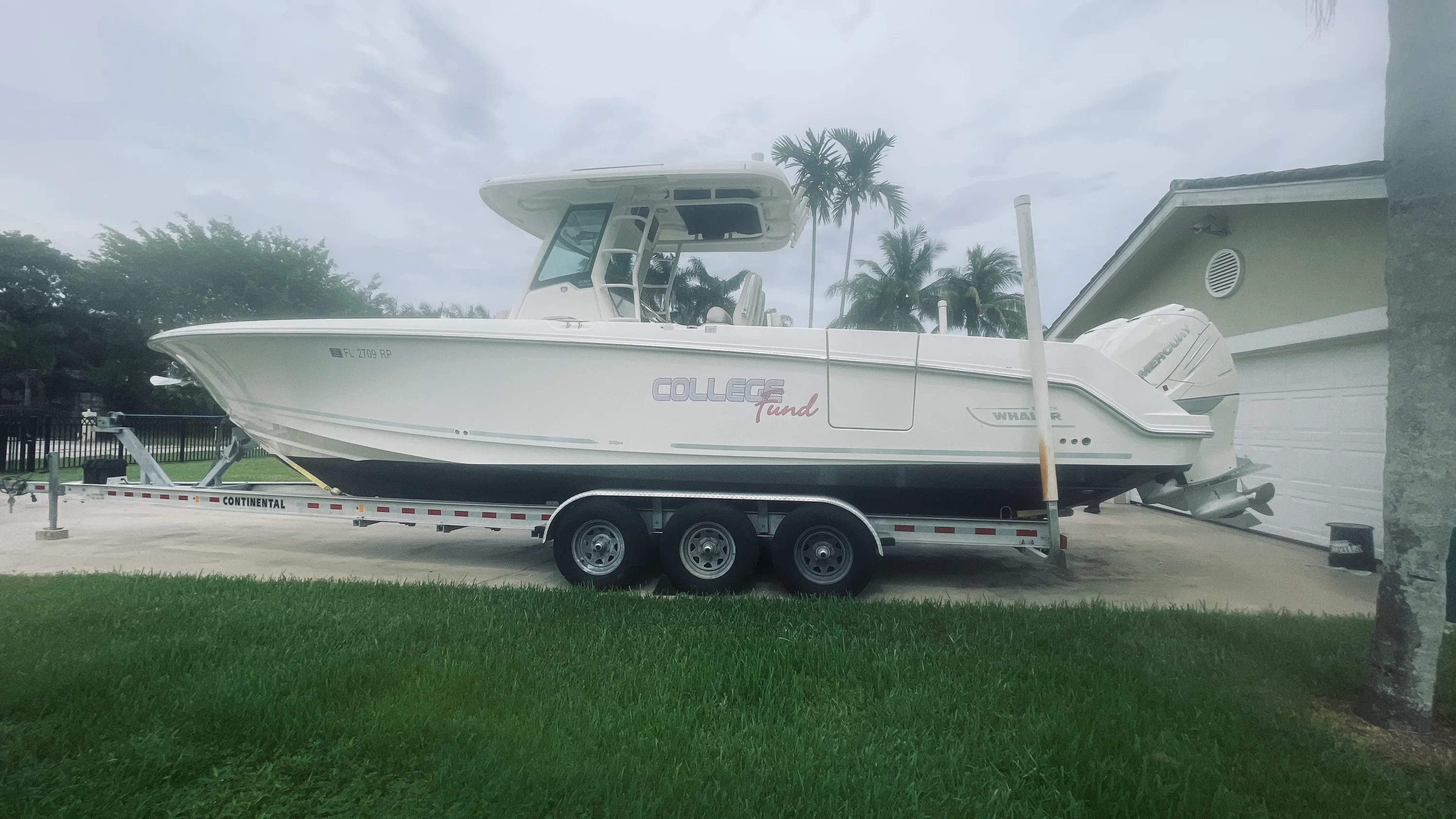 2018 Boston Whaler 330 OUTRAGE Image Thumbnail #5