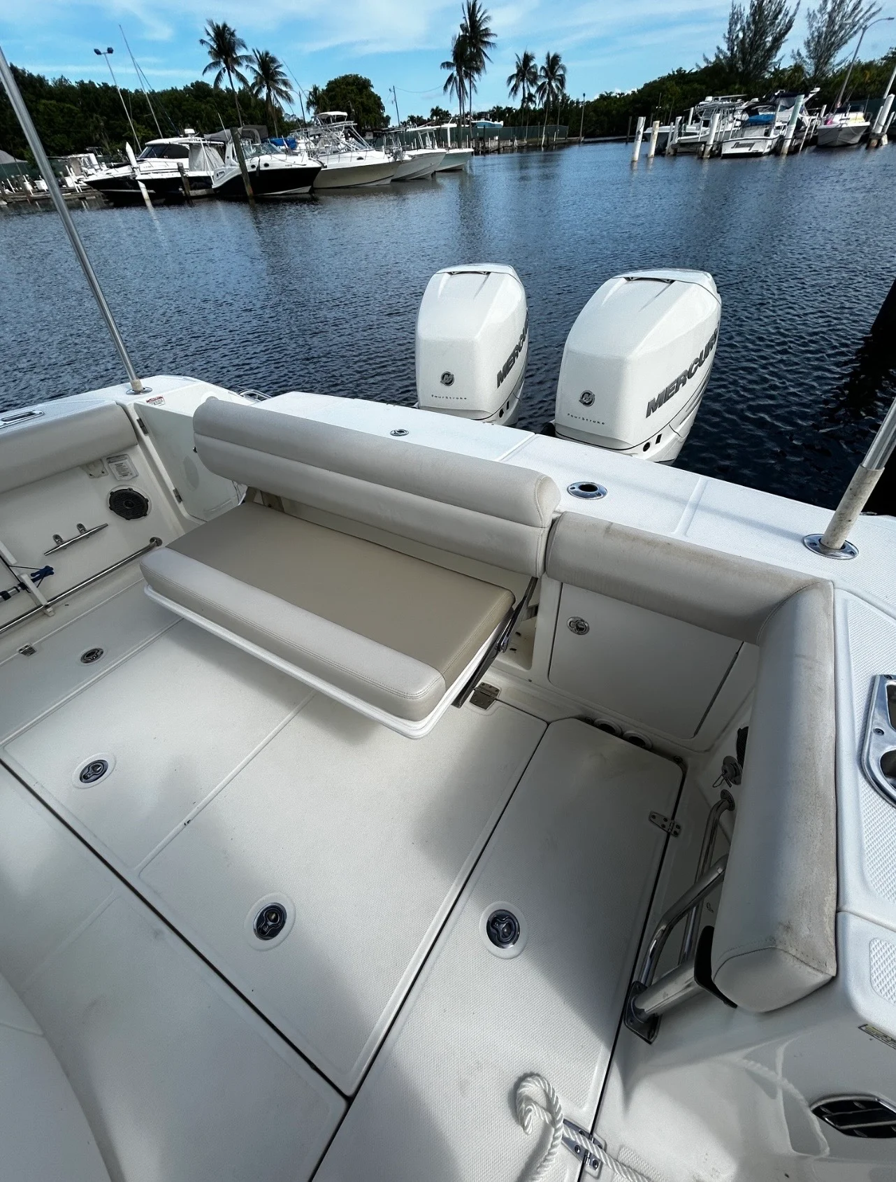2018 Boston Whaler 330 OUTRAGE Image Thumbnail #5