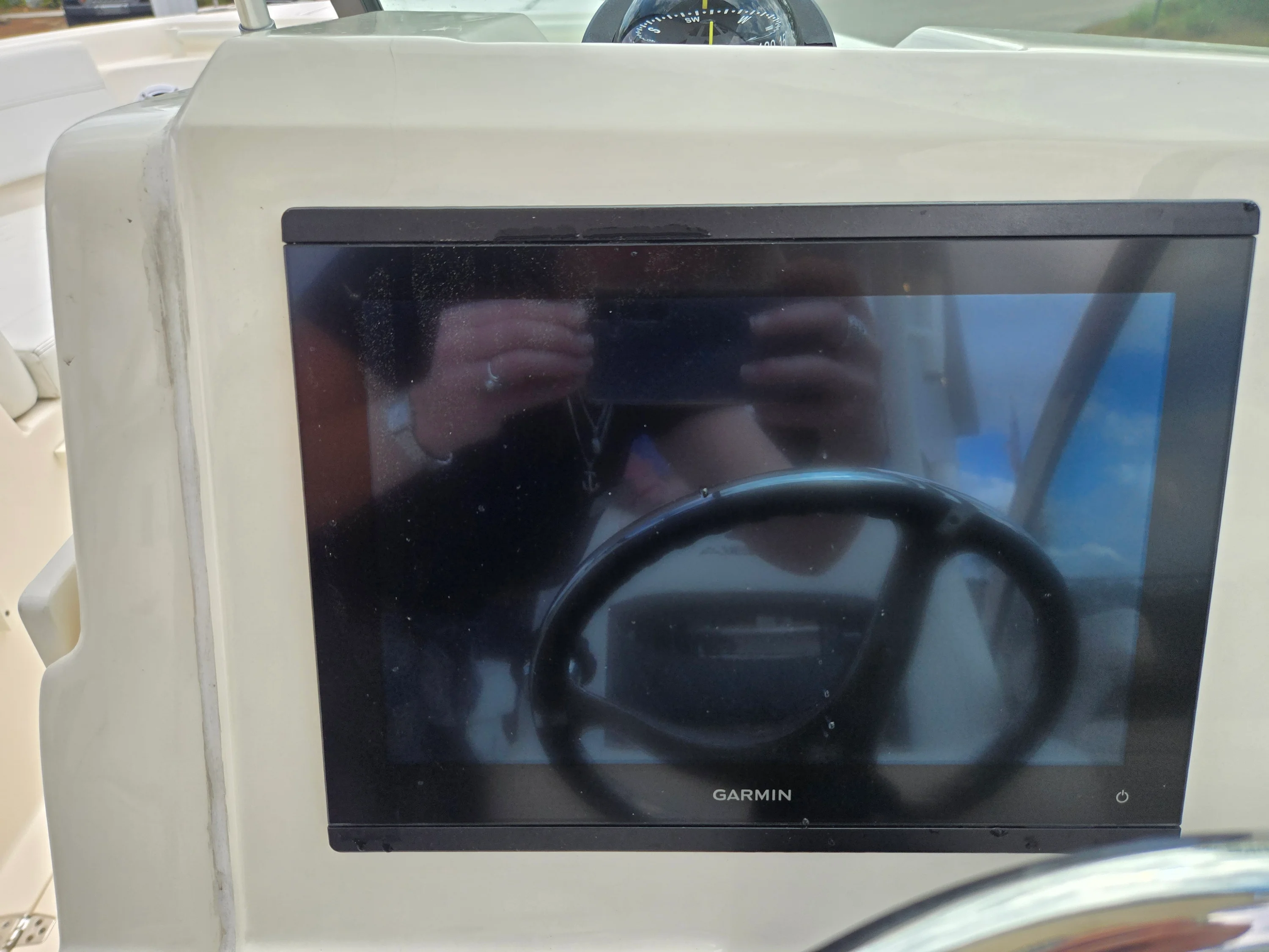 2023 Cobia 240 DUAL CONSOLE Image Thumbnail #20