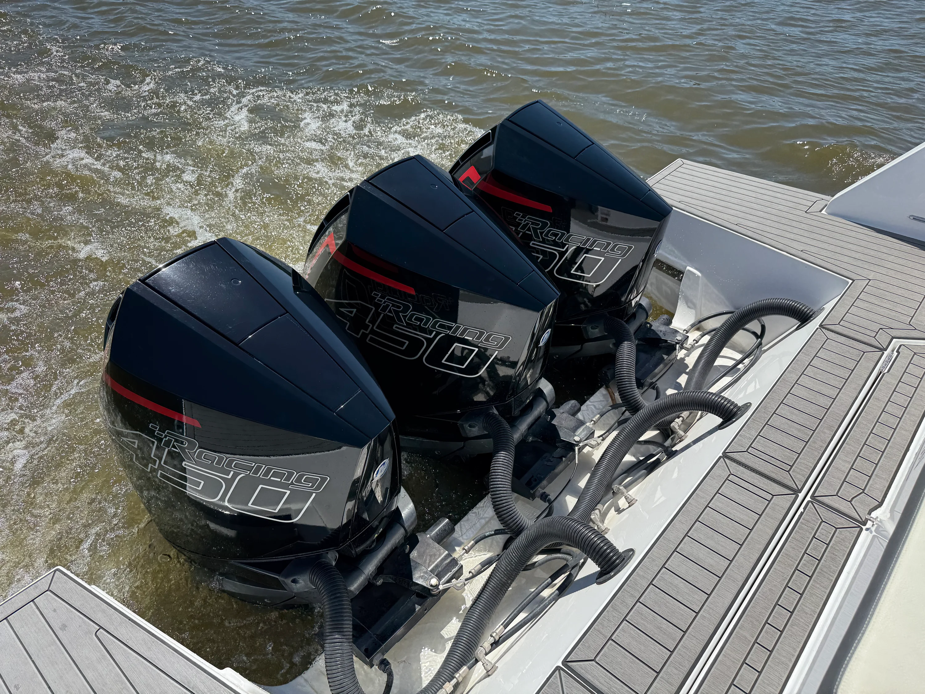 2021 Cruisers Yachts 38 GLS Image Thumbnail #17