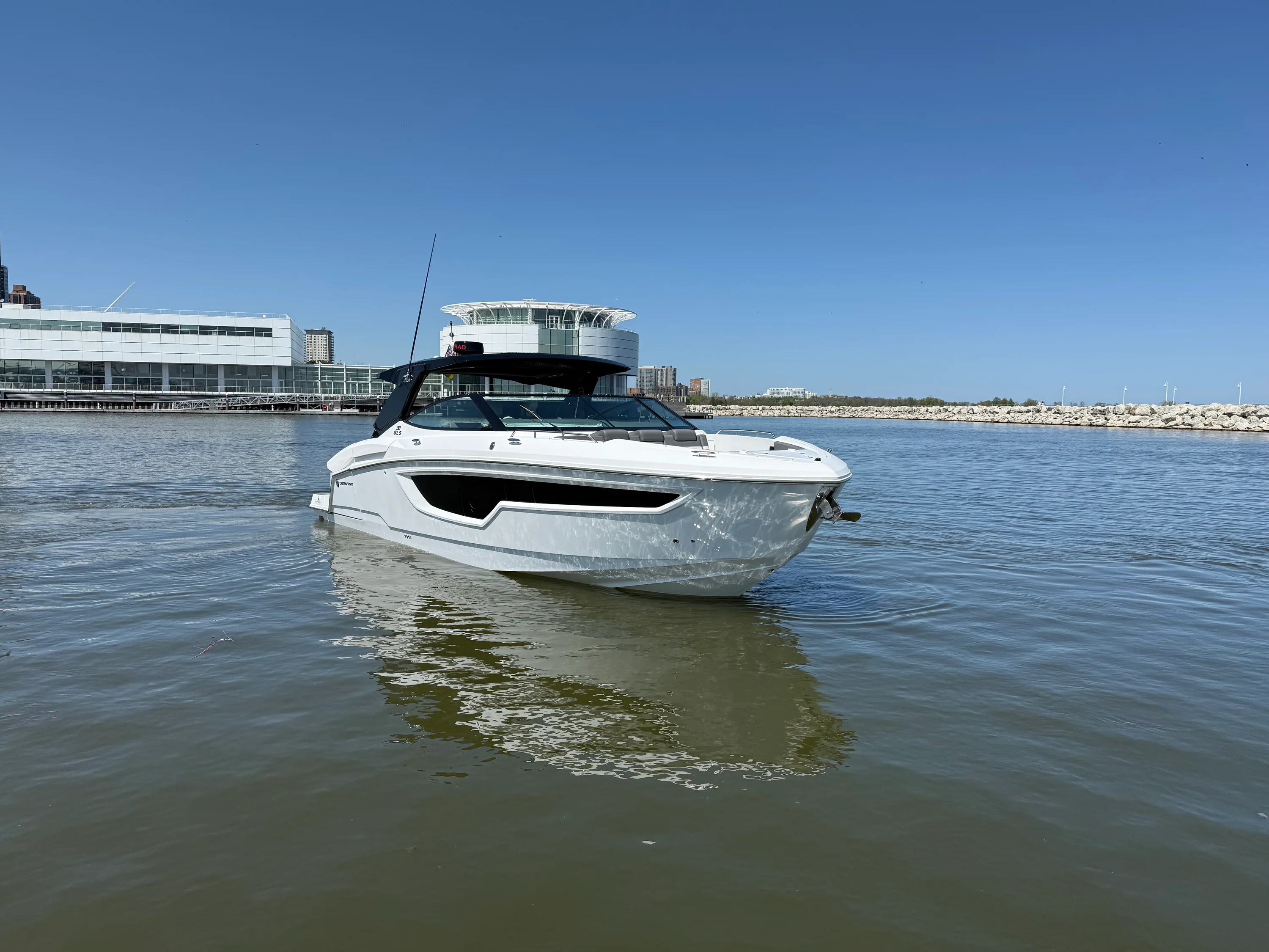 2021 Cruisers Yachts 38 GLS Image Thumbnail #79