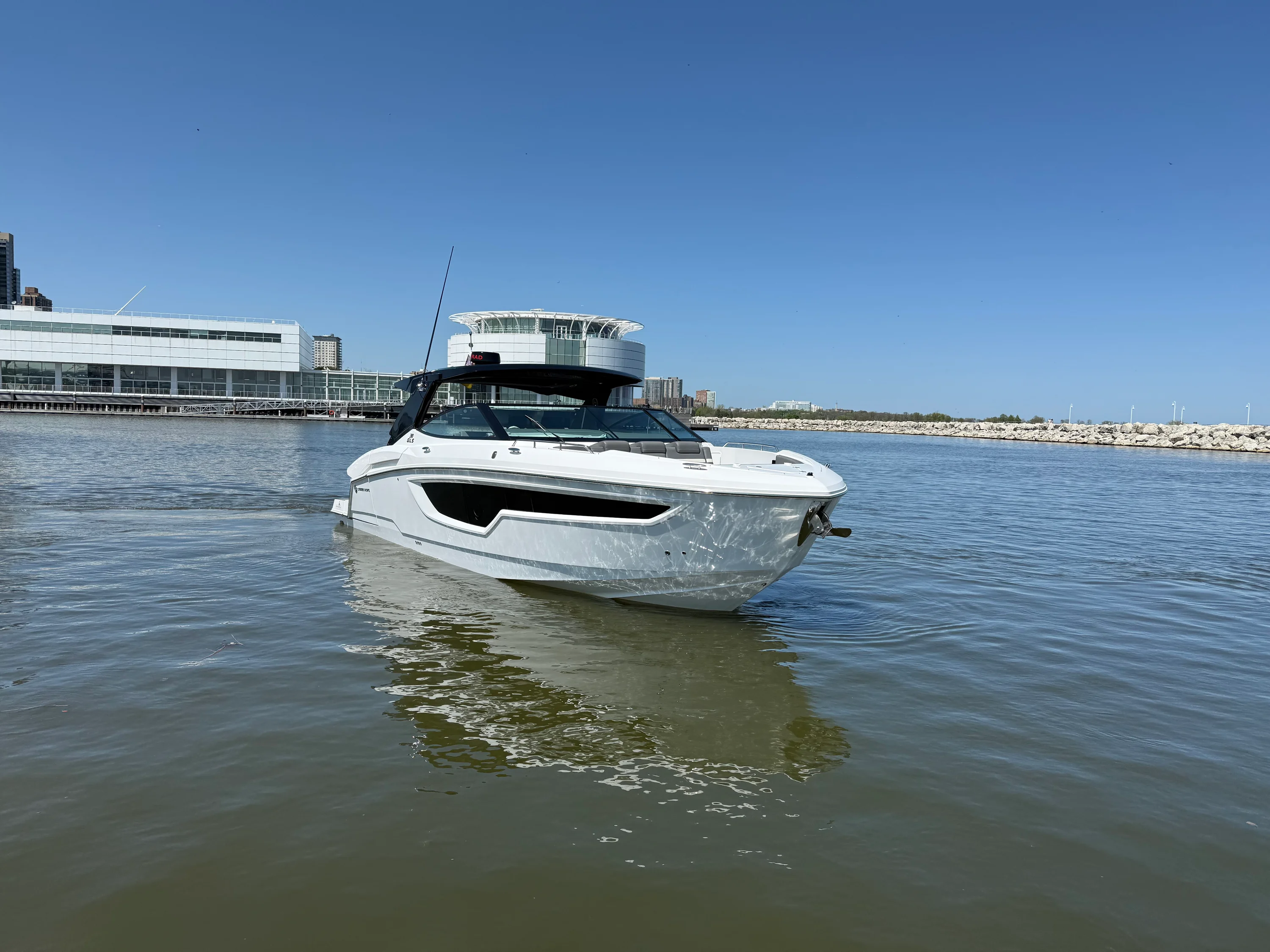 2021 Cruisers Yachts 38 GLS Image Thumbnail #77
