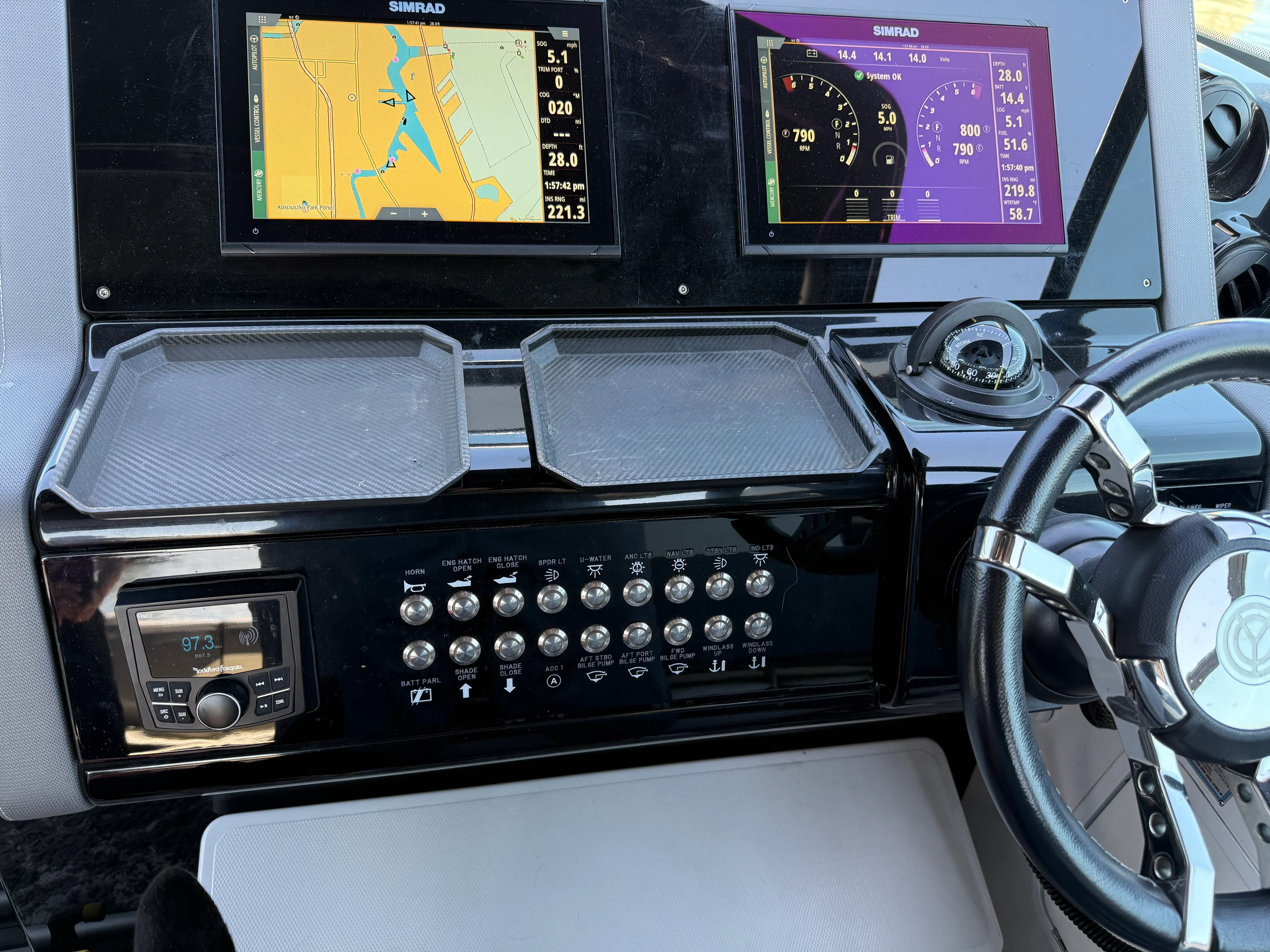 2021 Cruisers Yachts 38 GLS Image Thumbnail #33