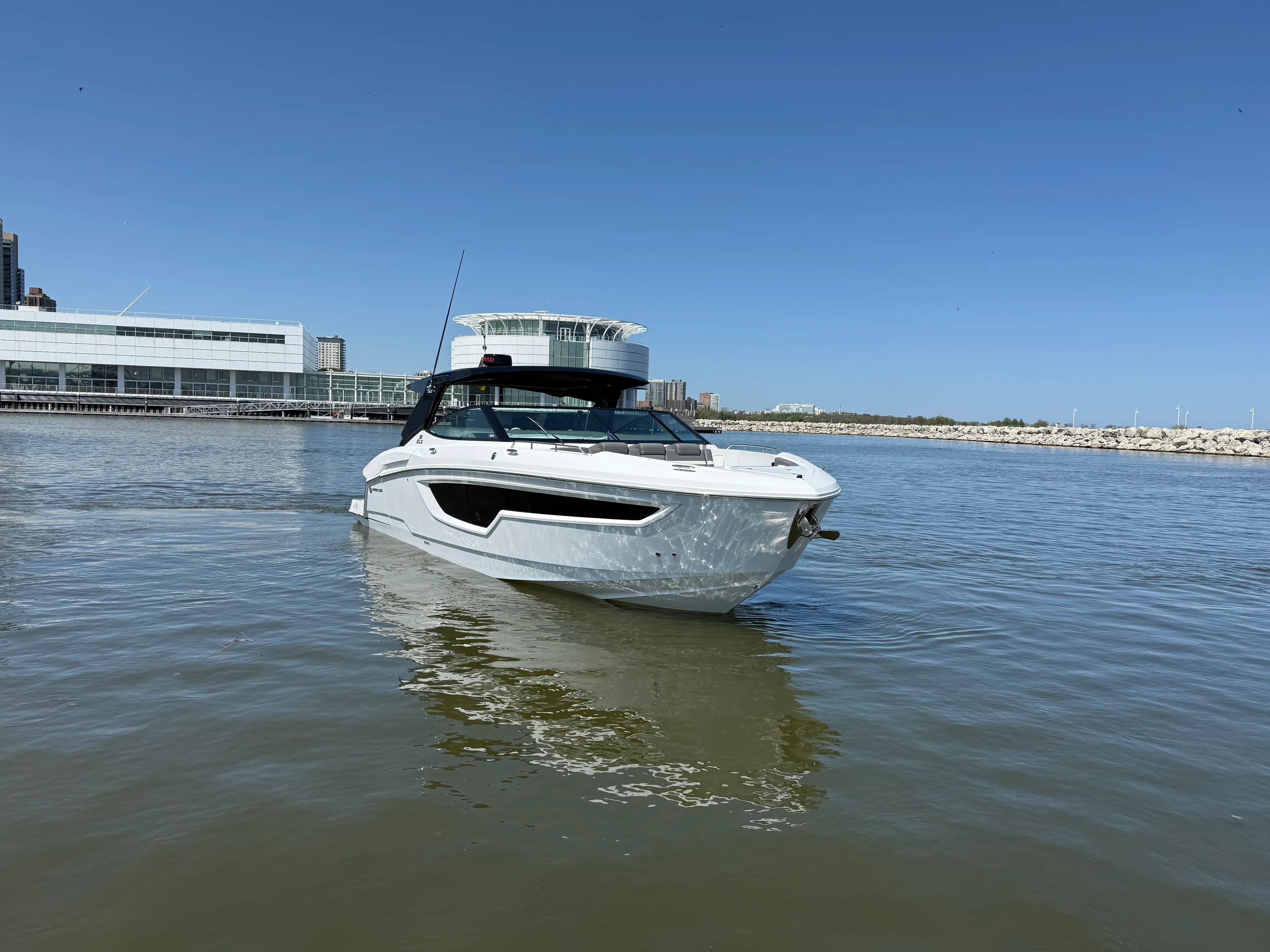 2021 Cruisers Yachts 38 GLS Image Thumbnail #78
