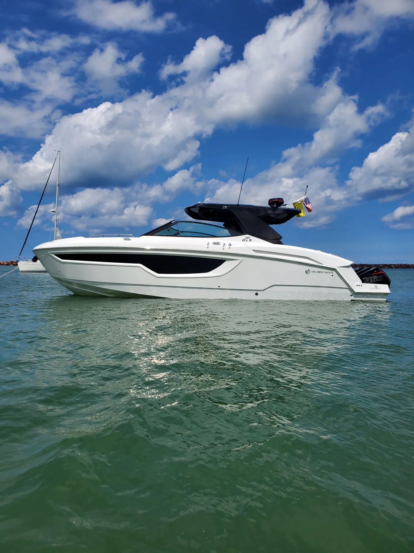 2021 Cruisers Yachts 38 GLS Image Thumbnail #0