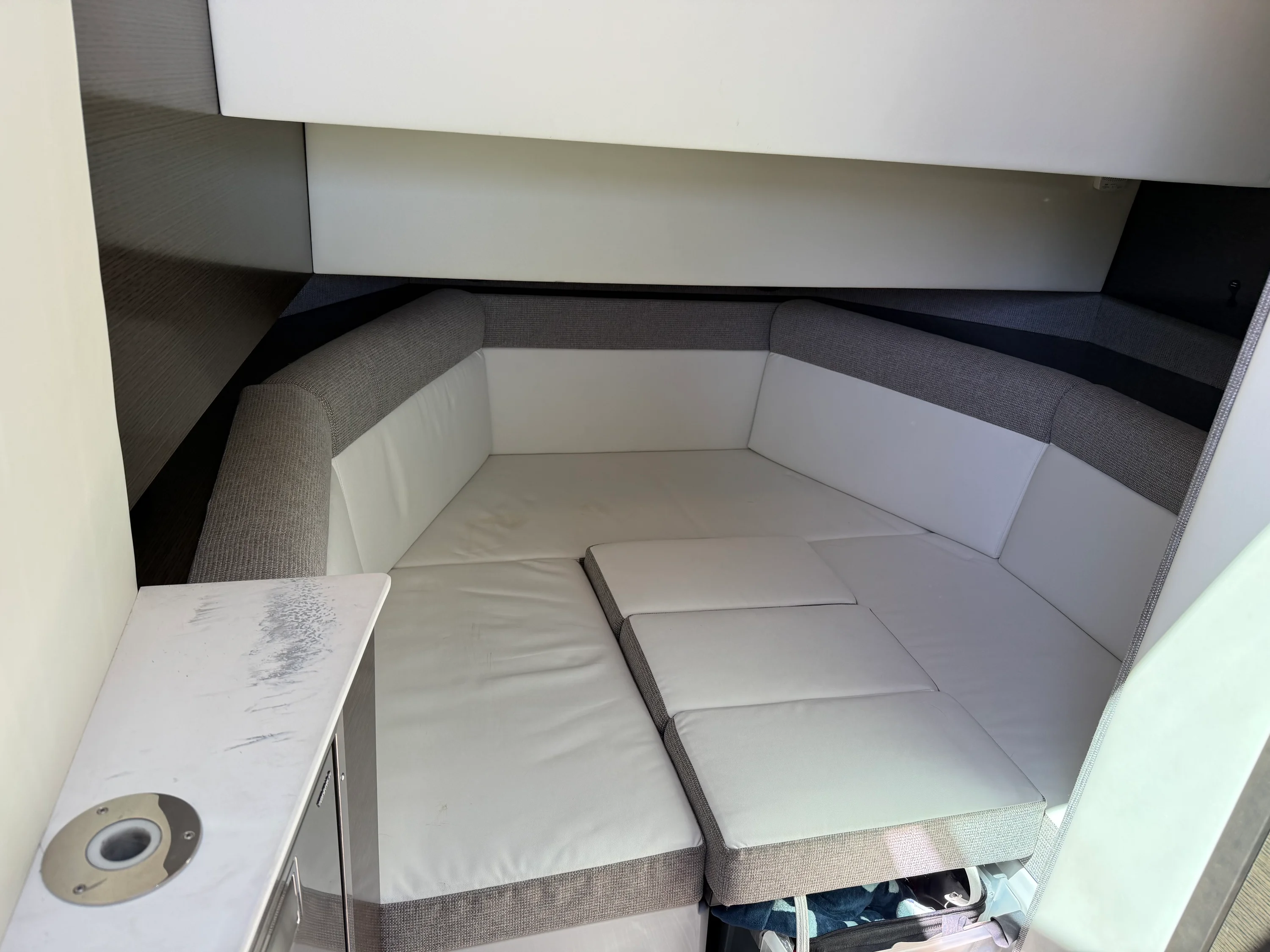 2021 Cruisers Yachts 38 GLS Image Thumbnail #46