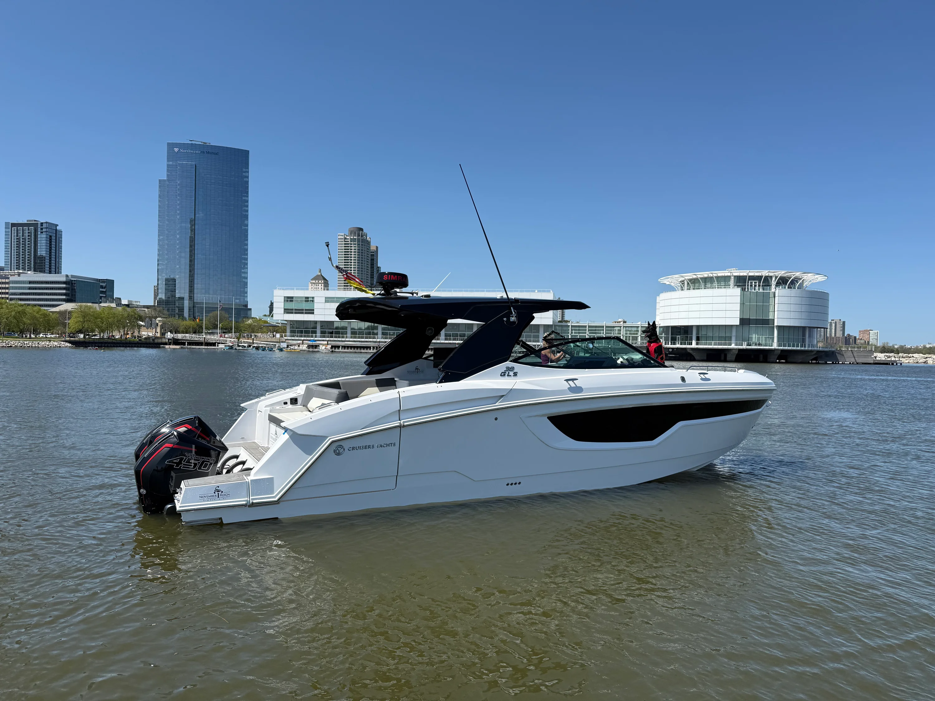 2021 Cruisers Yachts 38 GLS Image Thumbnail #3