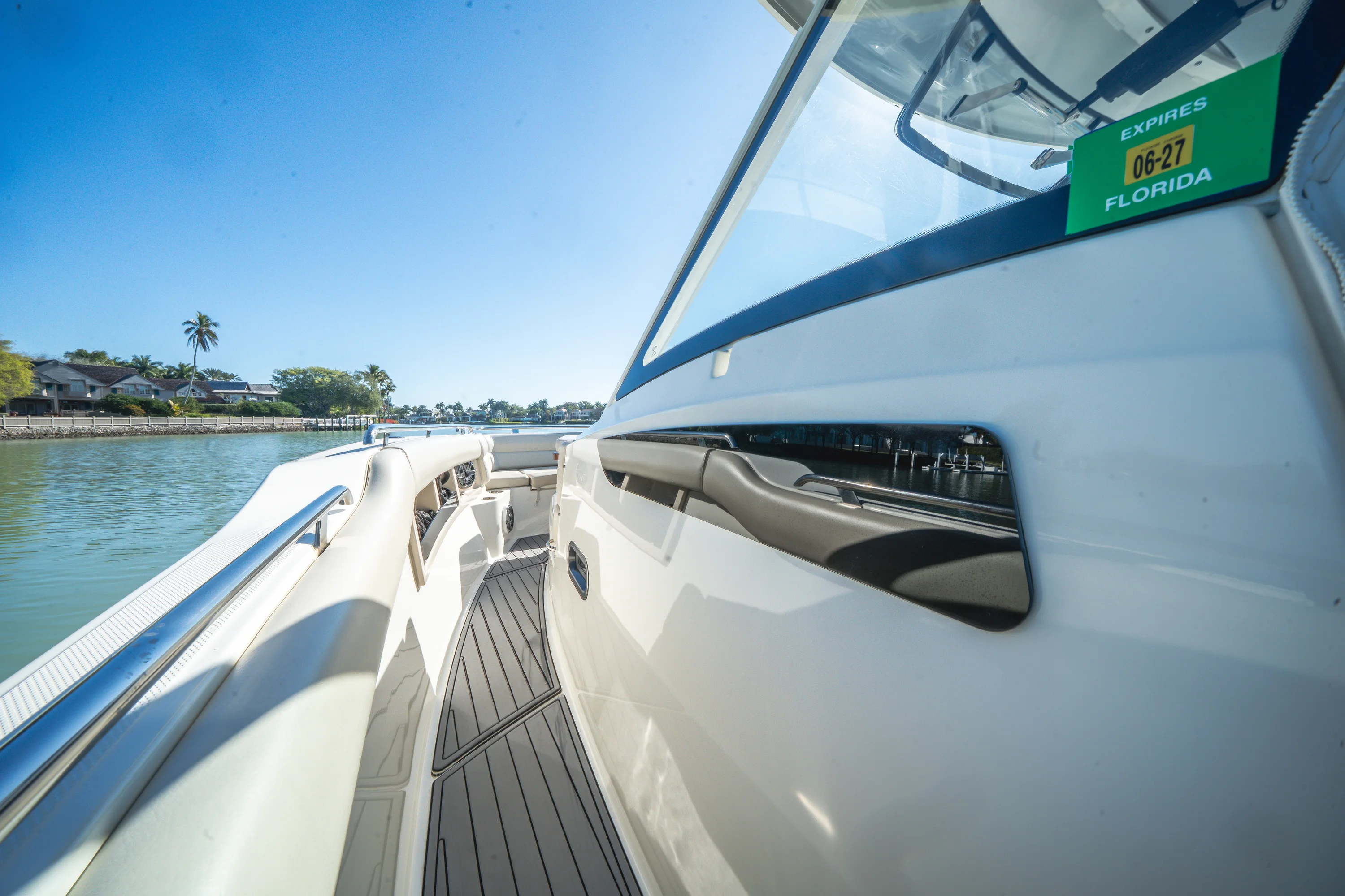 2021 Boston Whaler 350 REALM Image Thumbnail #9