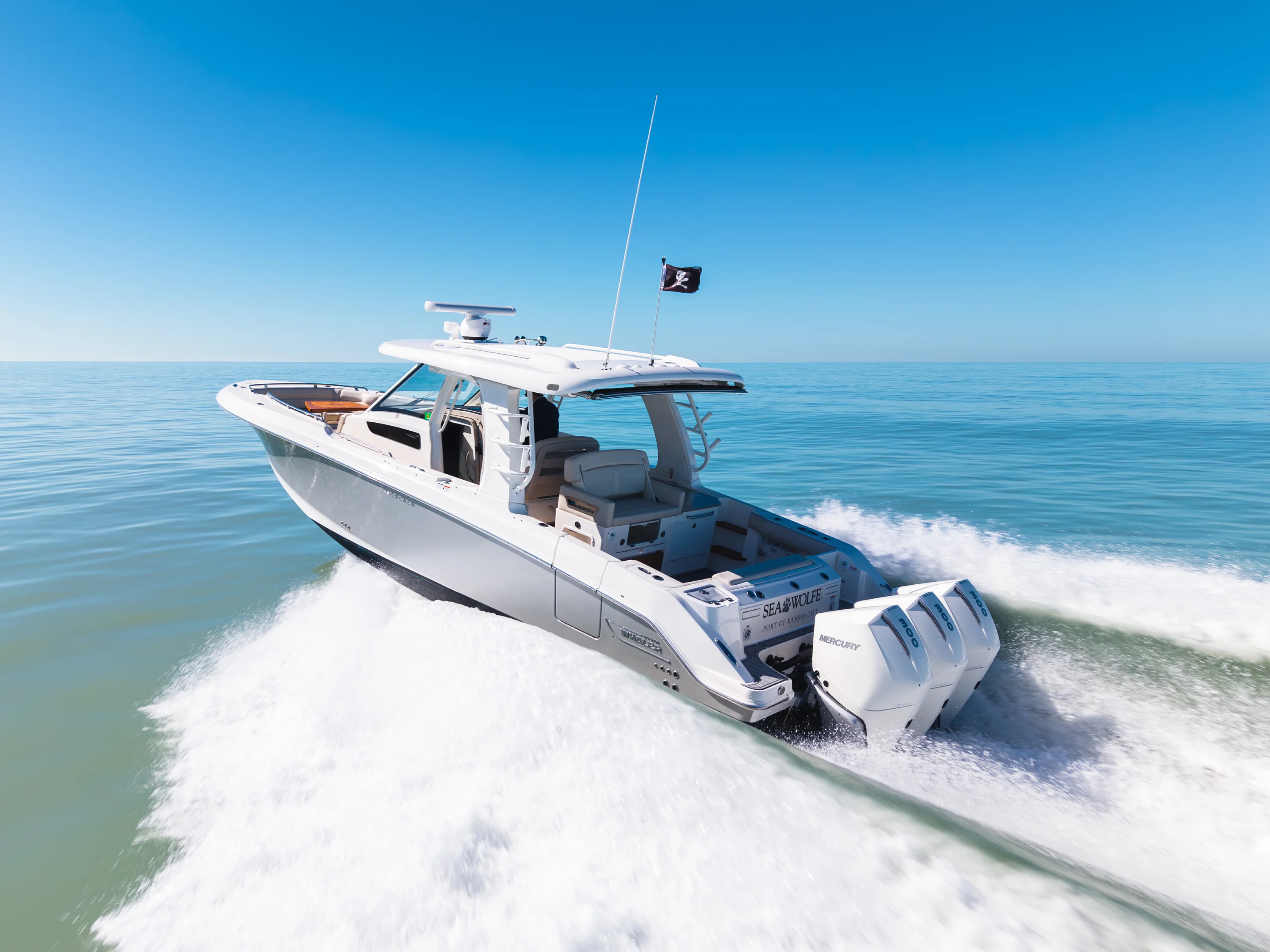 2021 Boston Whaler 350 REALM Image Thumbnail #31