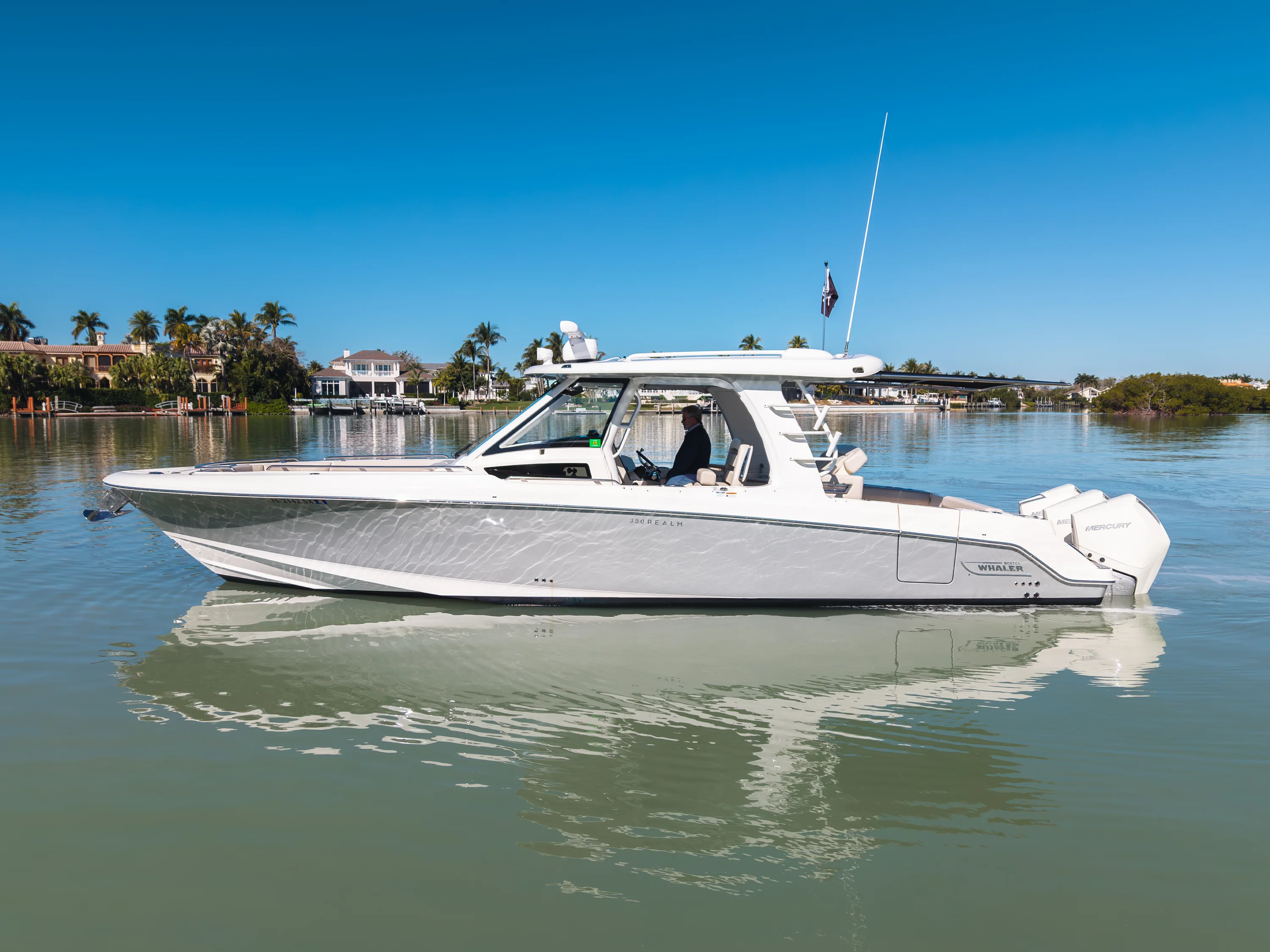 2021 Boston Whaler 350 REALM Image Thumbnail #0