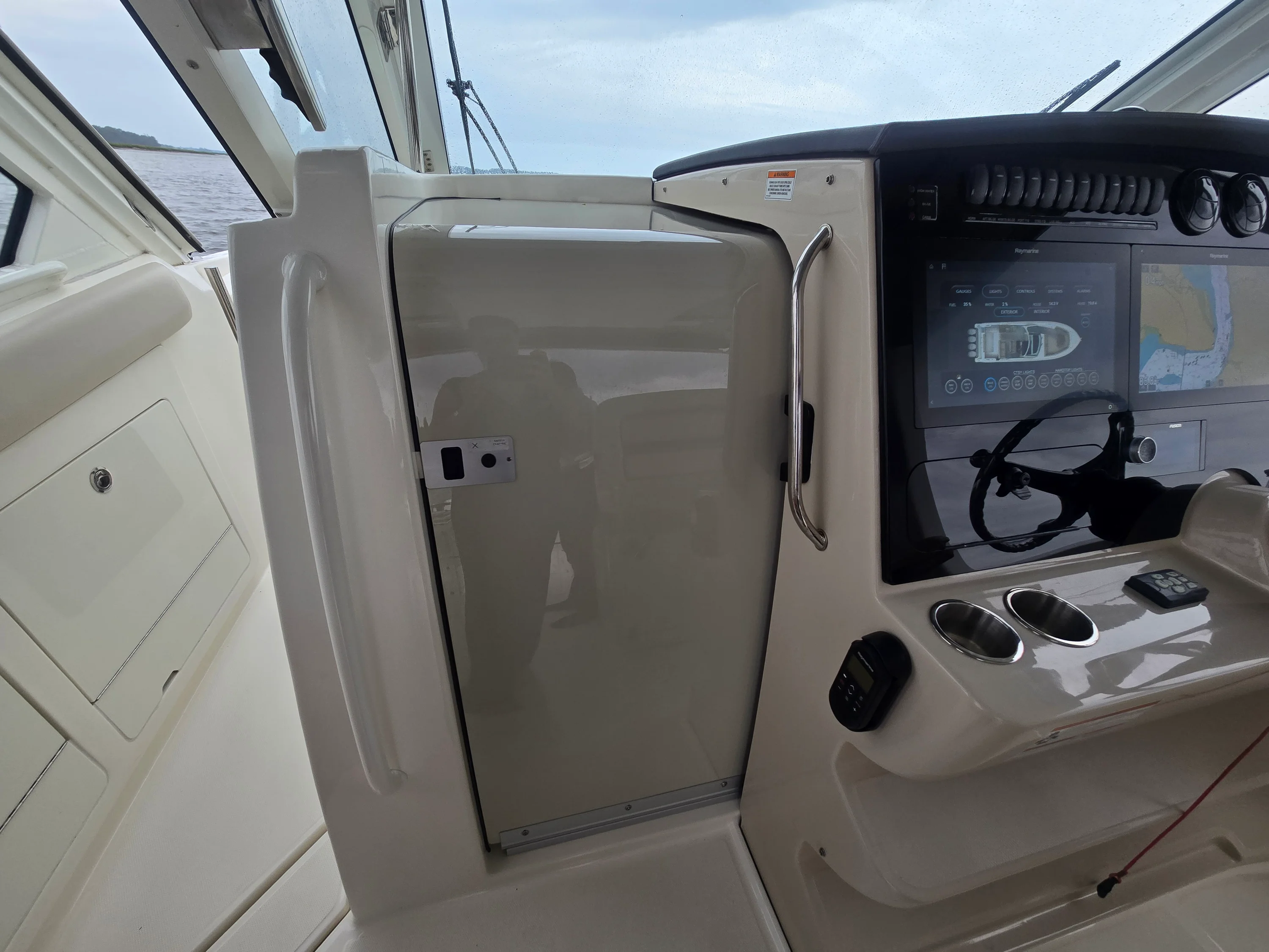 2022 Boston Whaler 380 Realm Image Thumbnail #36