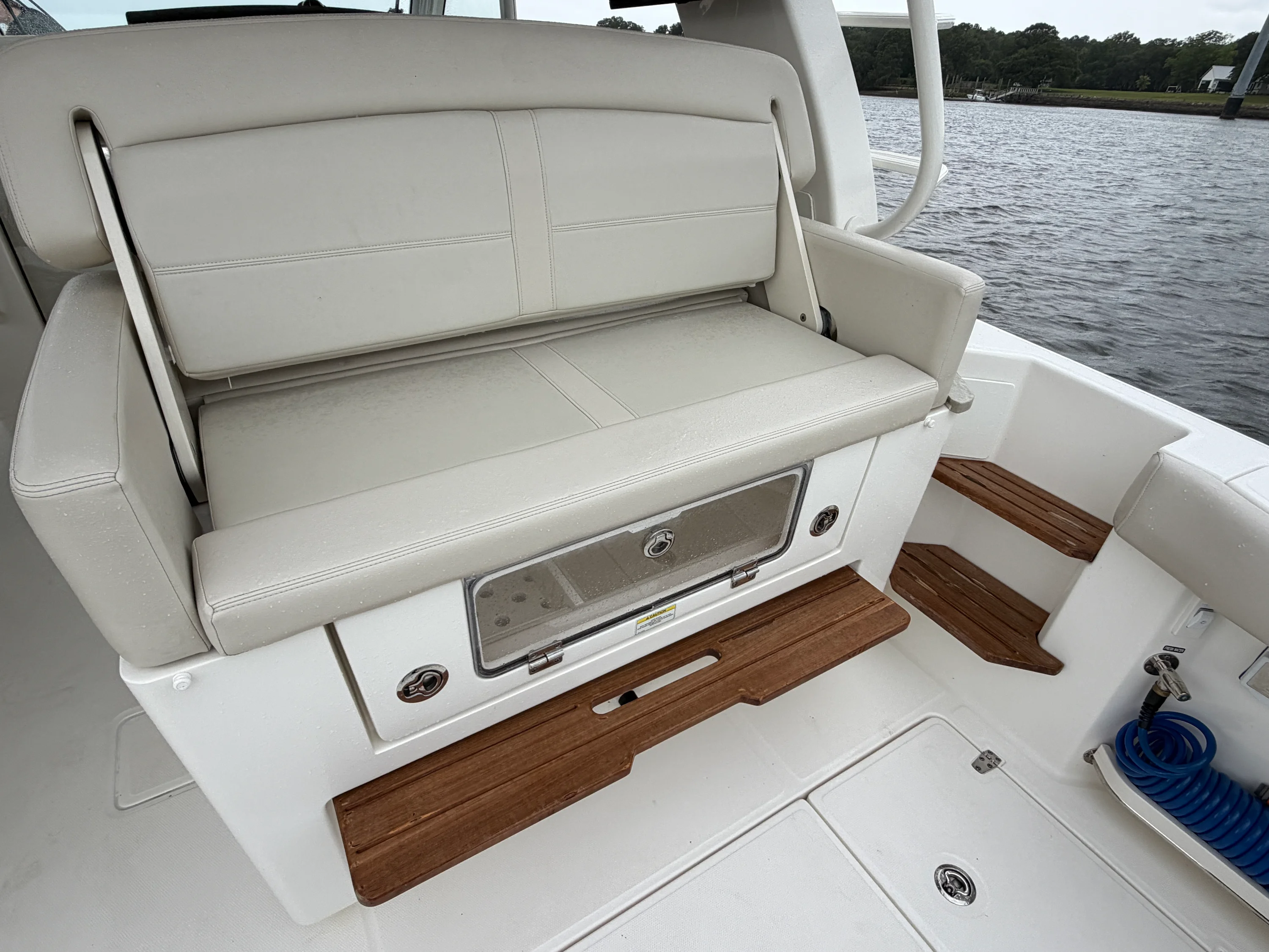 2022 Boston Whaler 380 Realm Image Thumbnail #14