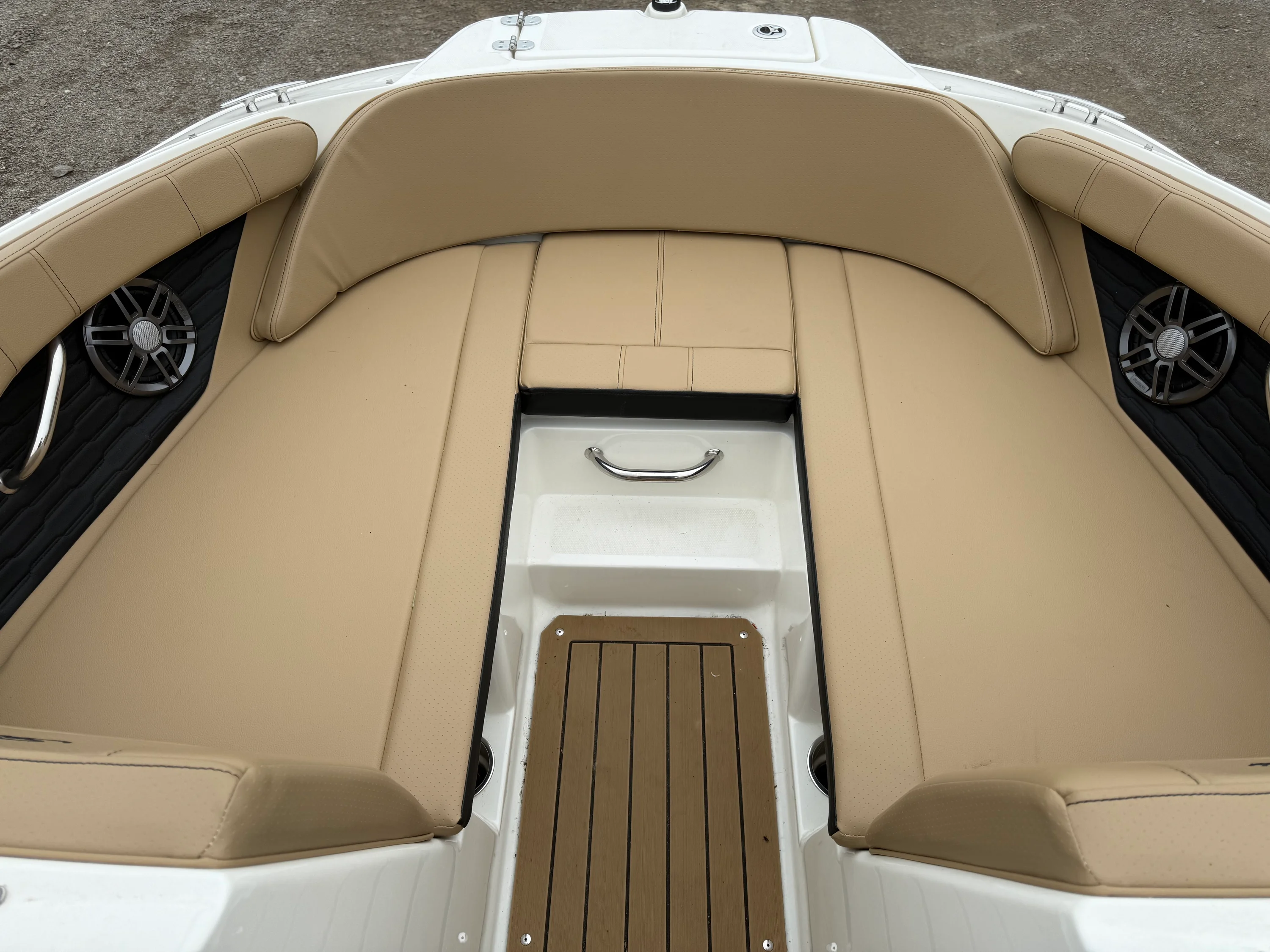 2022 Sea Ray 210 SPX Image Thumbnail #3