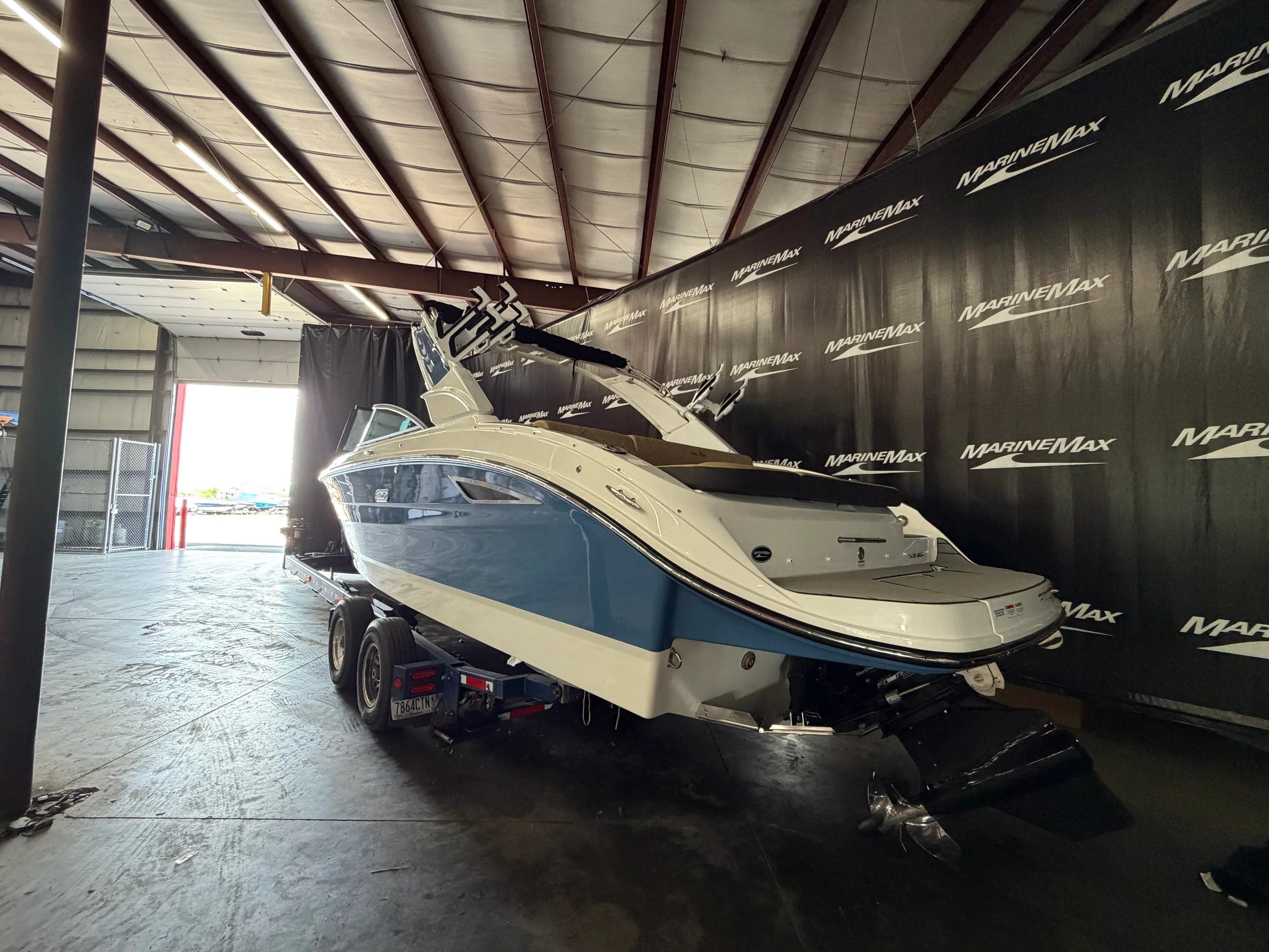 2026 Sea Ray SDX 270 Surf Image Thumbnail #6