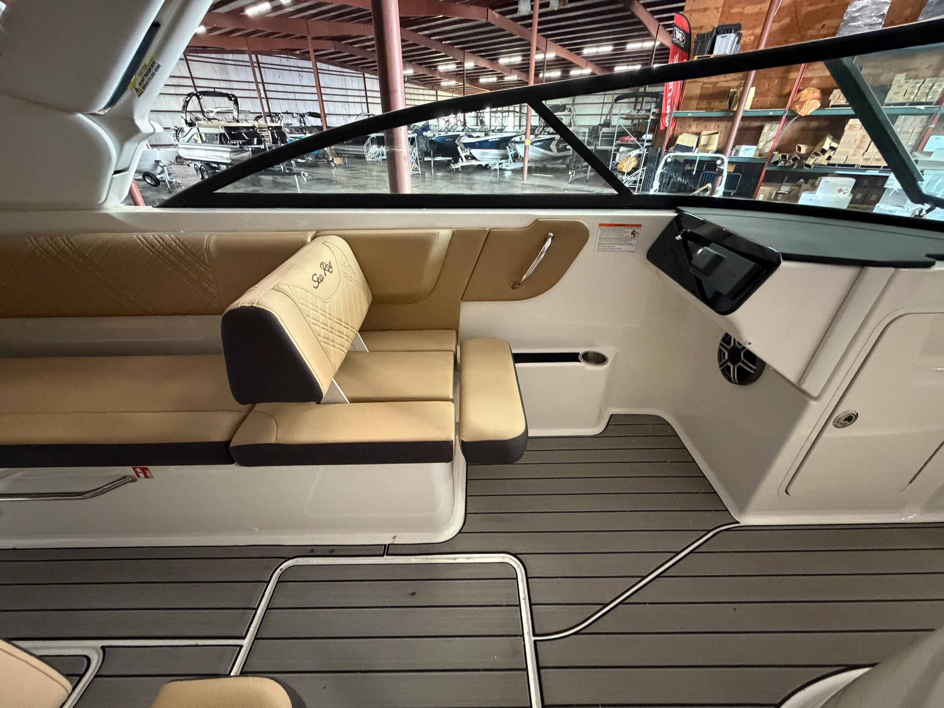 2026 Sea Ray SDX 270 Surf Image Thumbnail #28