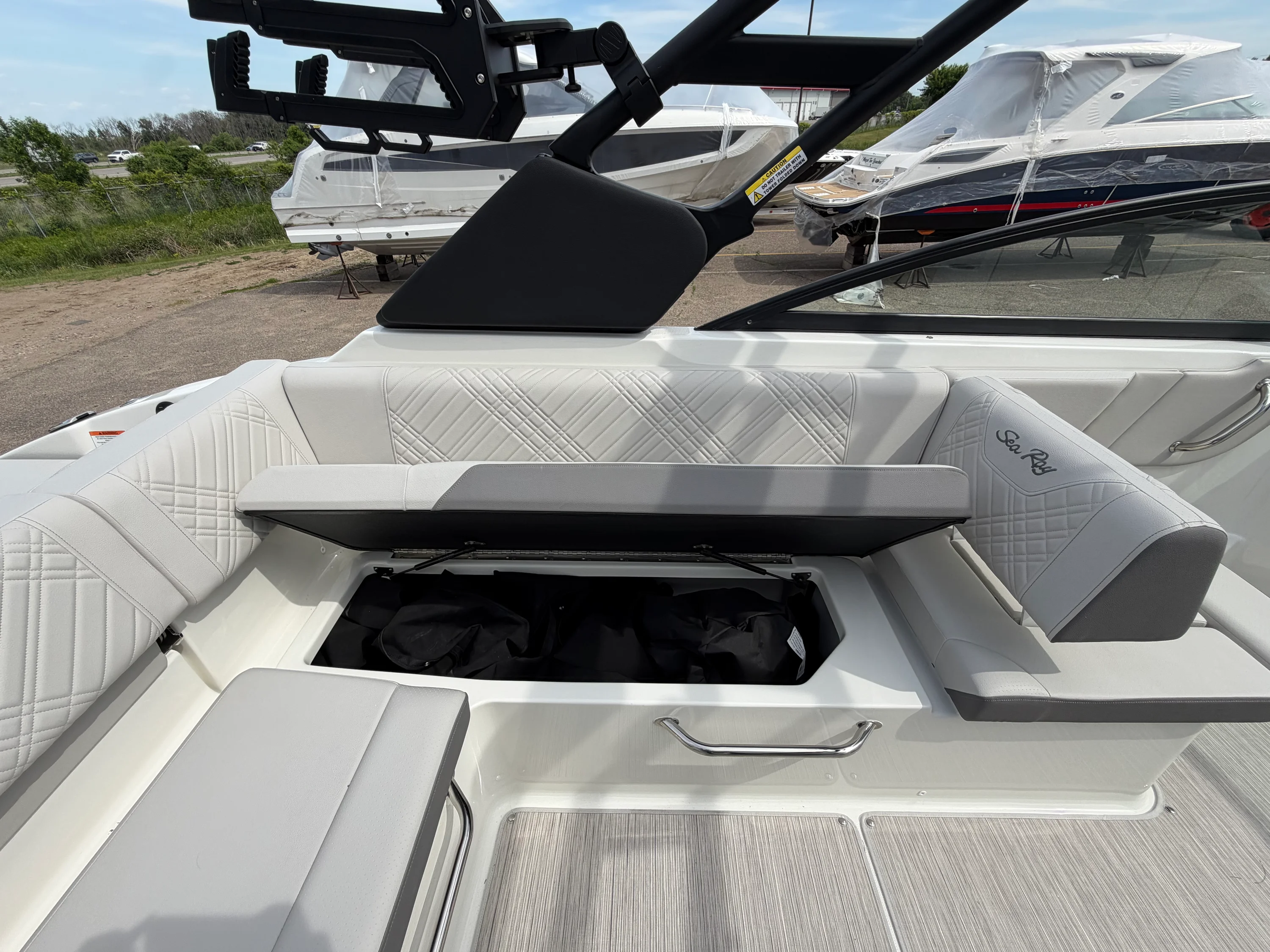 2026 Sea Ray SDX 250 Surf Image Thumbnail #23