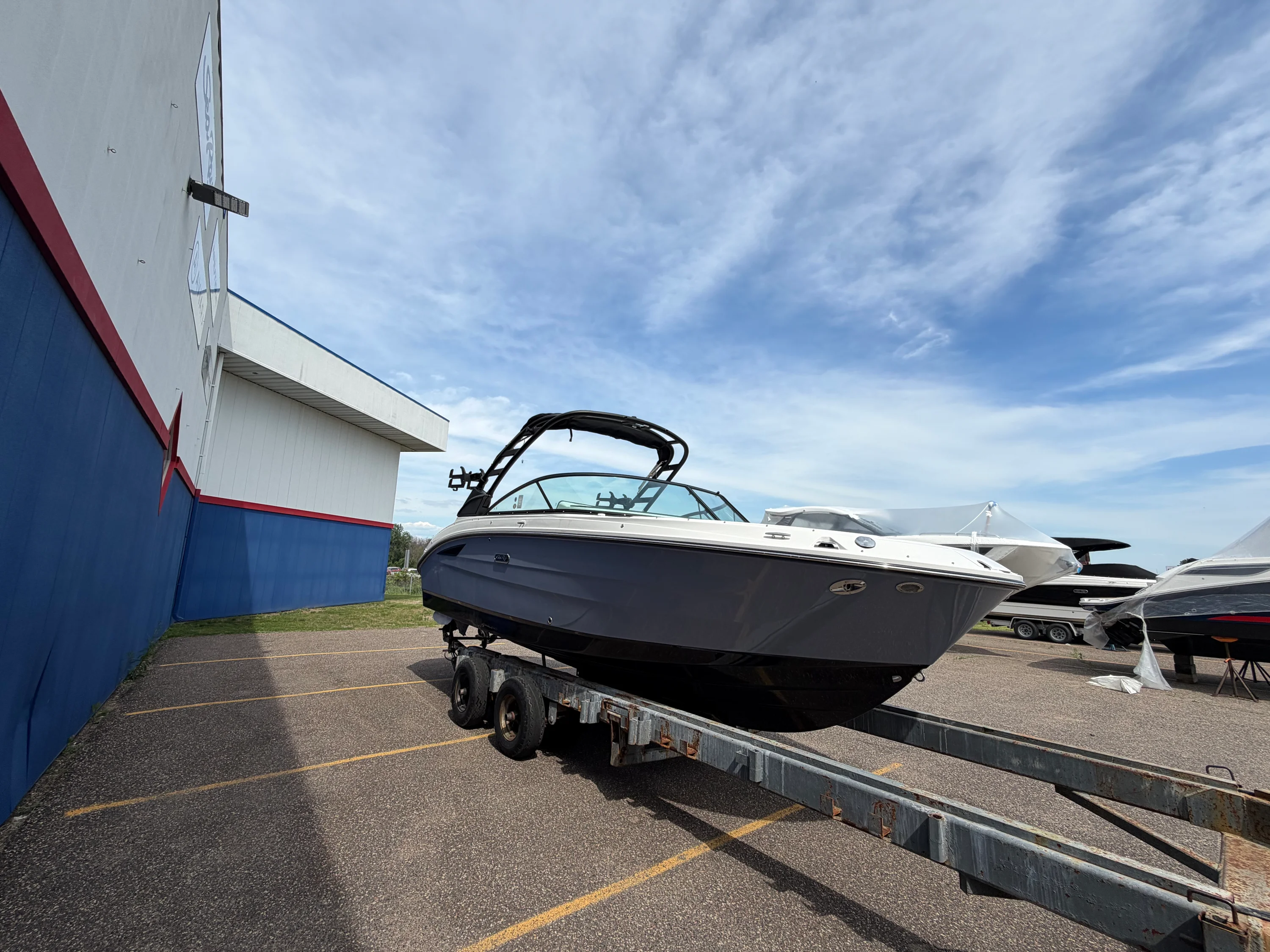 2026 Sea Ray SDX 250 Surf Image Thumbnail #1