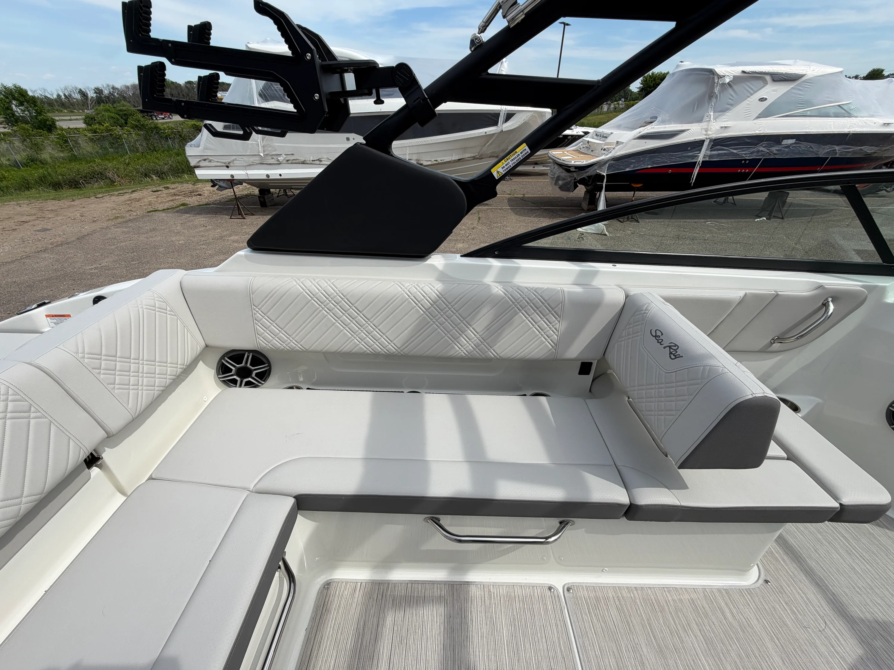 2026 Sea Ray SDX 250 Surf Image Thumbnail #22
