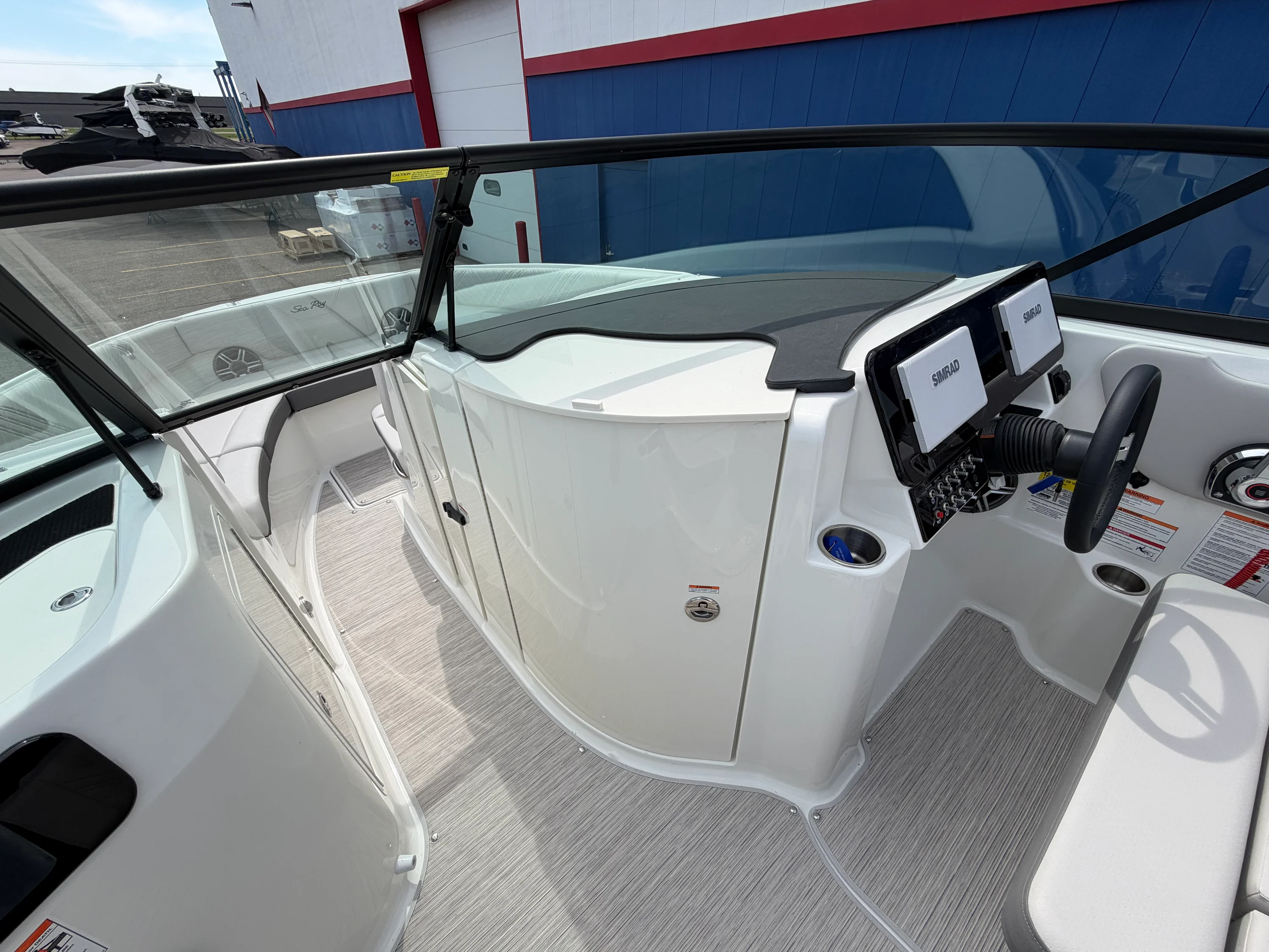 2026 Sea Ray SDX 250 Surf Image Thumbnail #35
