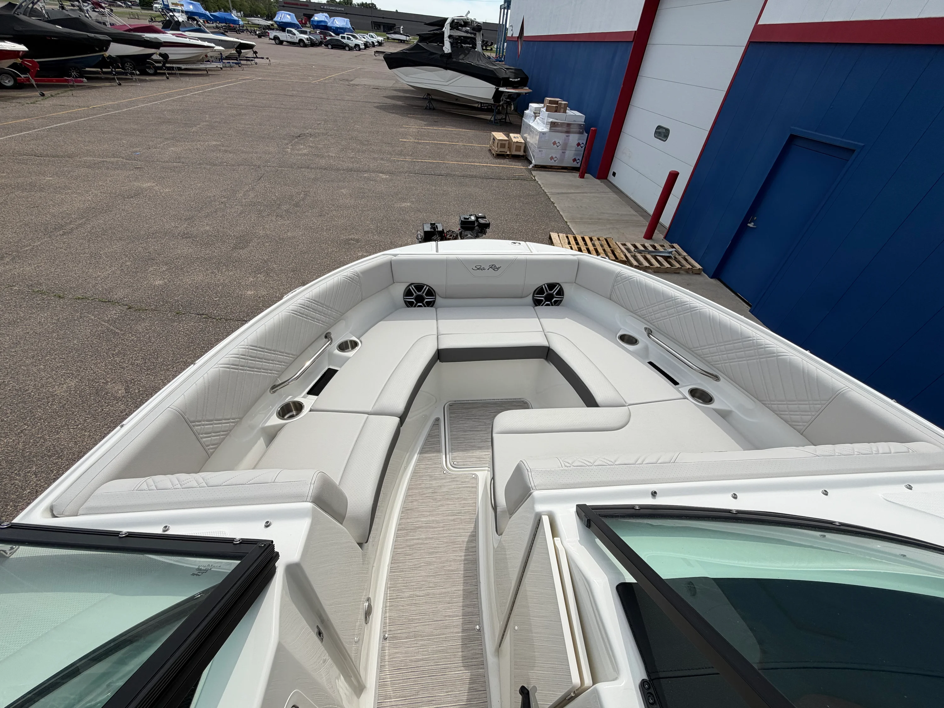 2026 Sea Ray SDX 250 Surf Image Thumbnail #40