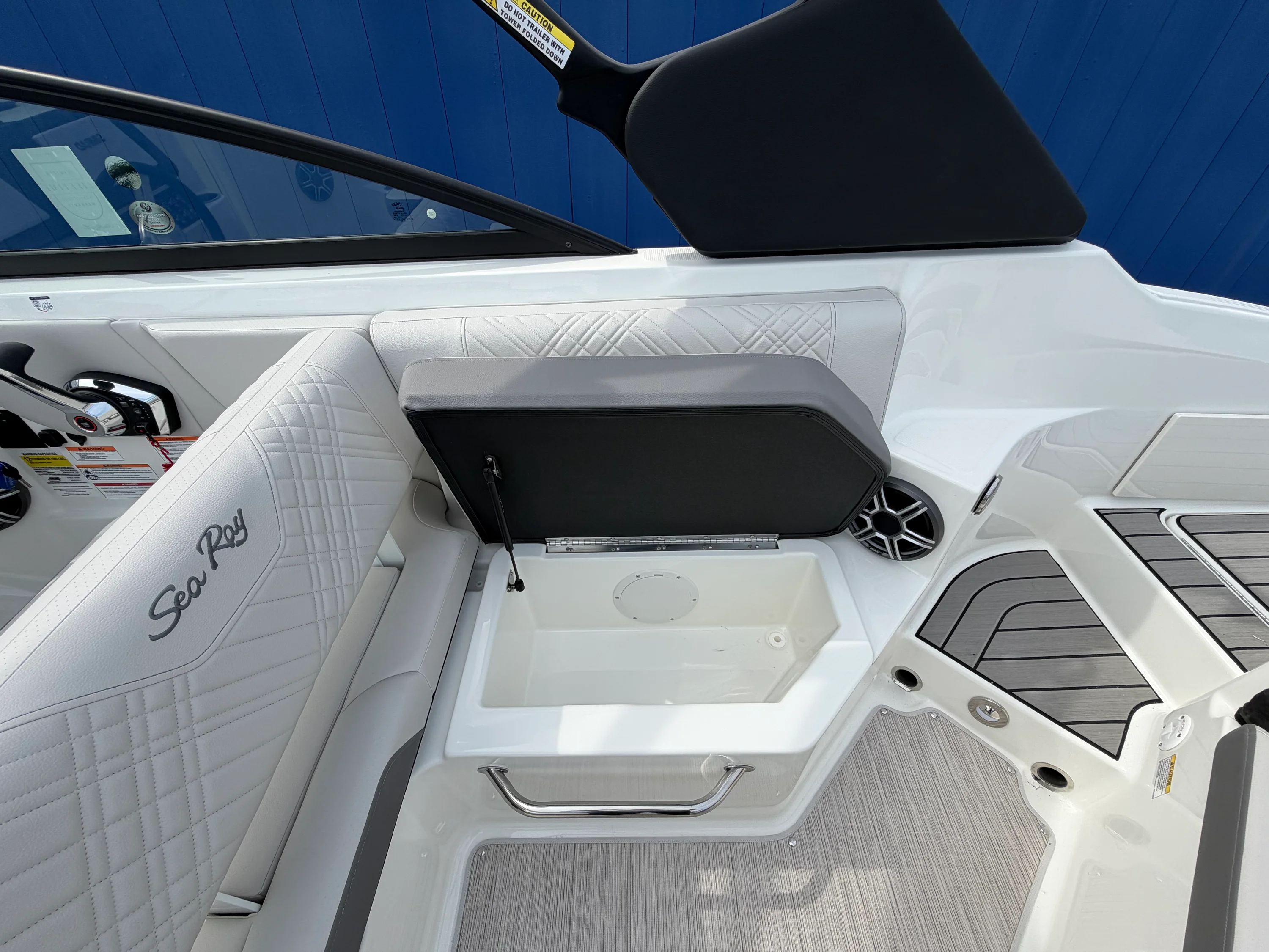 2026 Sea Ray SDX 250 Surf Image Thumbnail #19