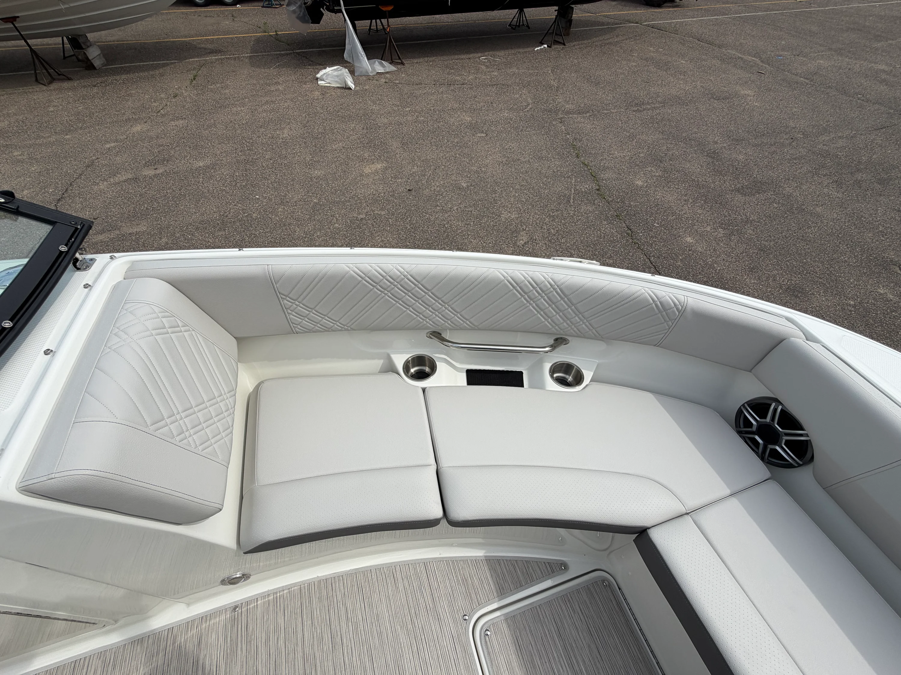 2026 Sea Ray SDX 250 Surf Image Thumbnail #42