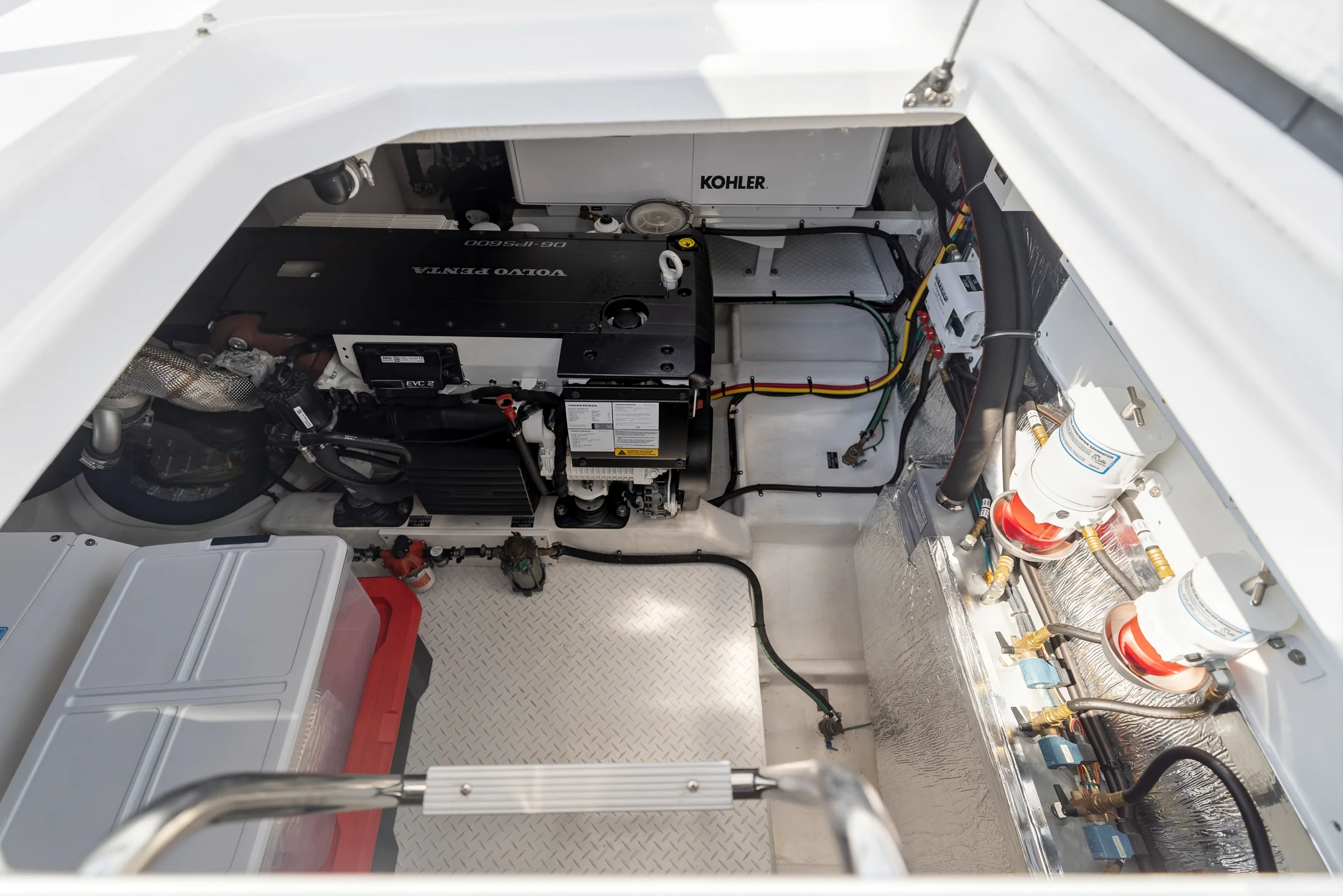 2023 Cruisers Yachts 46 CANTIUS Image Thumbnail #39