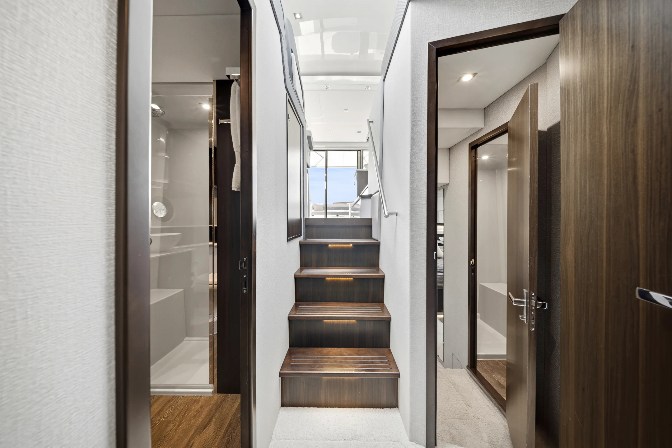 2023 Cruisers Yachts 46 CANTIUS Image Thumbnail #18