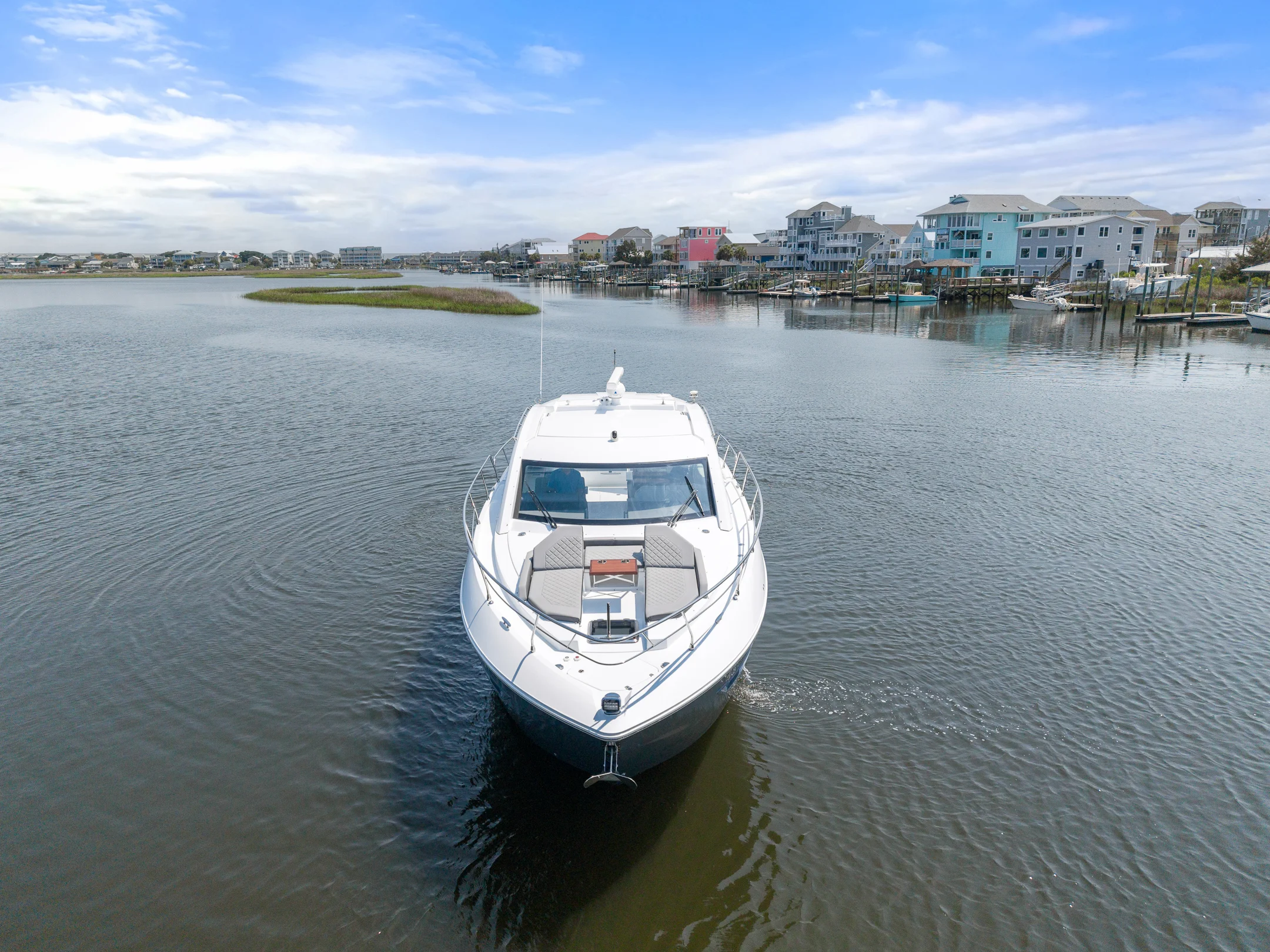 2023 Cruisers Yachts 46 CANTIUS Image Thumbnail #5