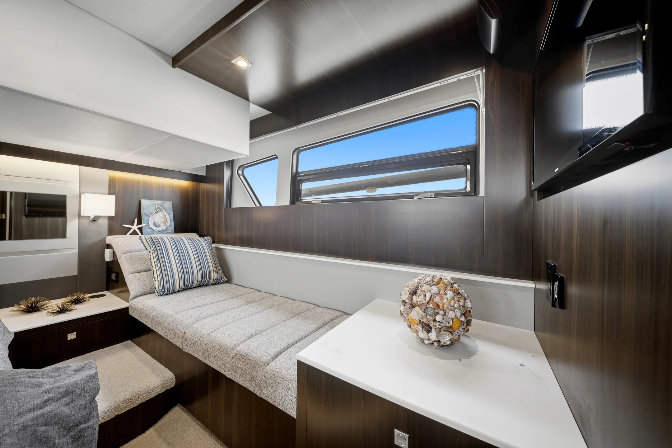 2023 Cruisers Yachts 46 CANTIUS Image Thumbnail #24