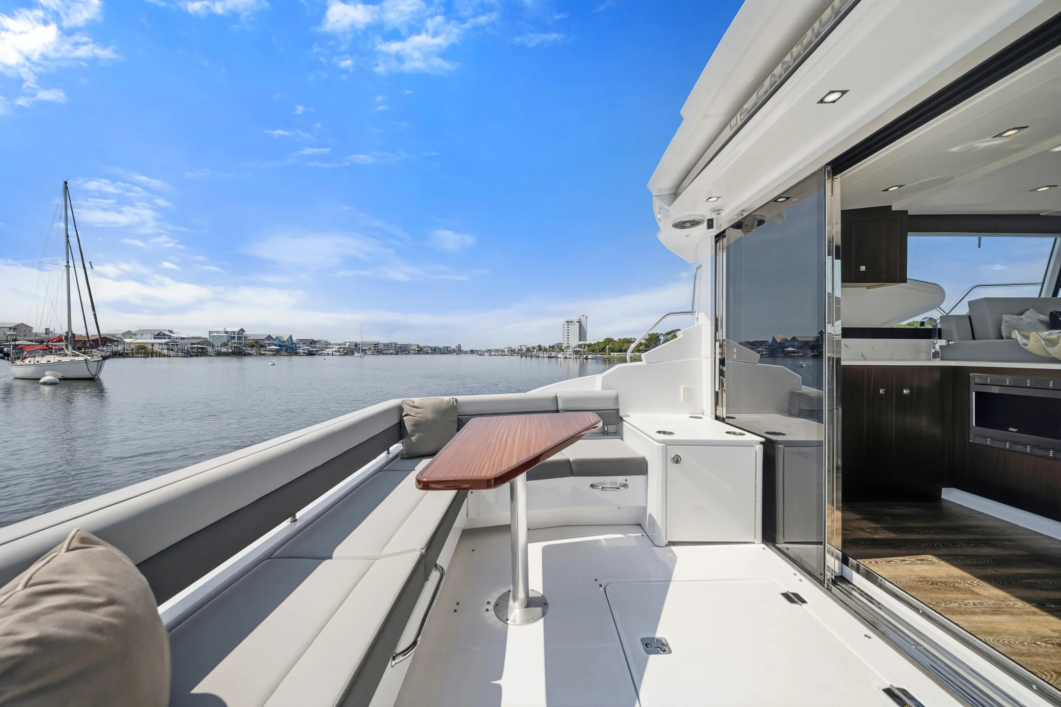 2023 Cruisers Yachts 46 CANTIUS Image Thumbnail #36