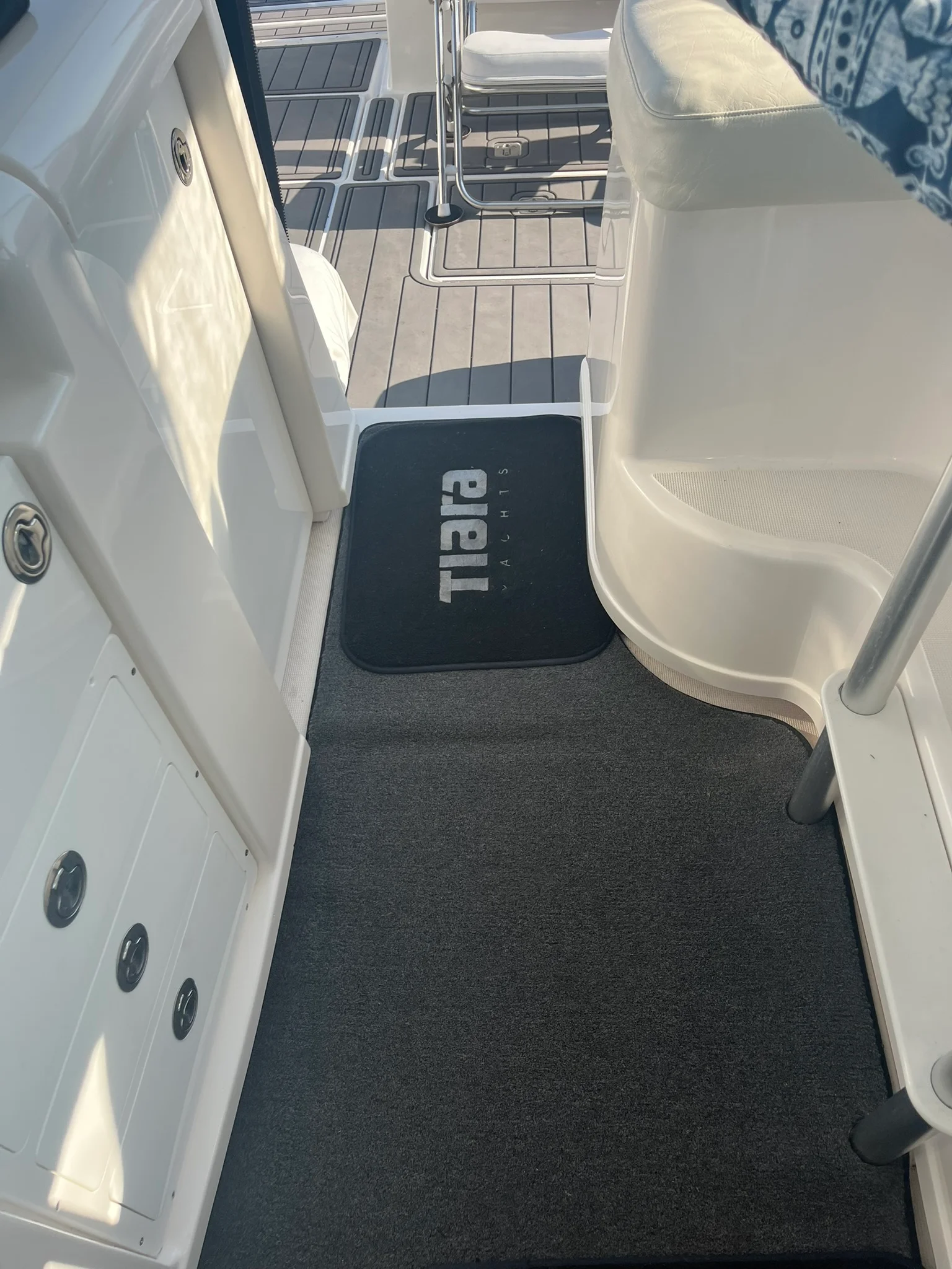 2006 Tiara Yachts 3600 OPEN Image Thumbnail #22