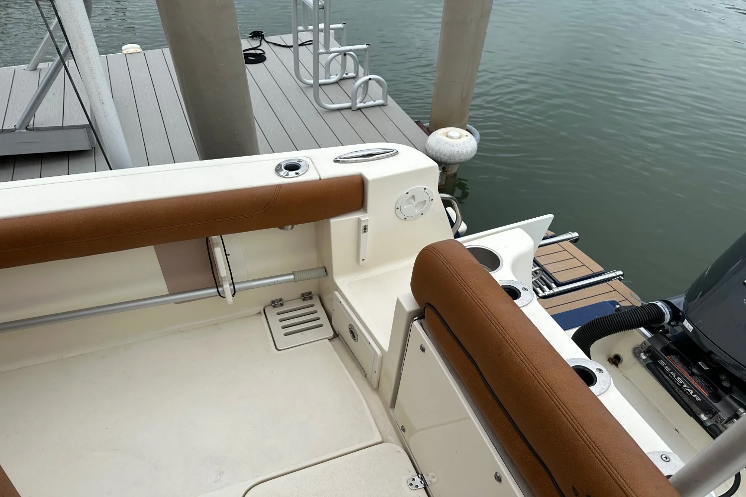 2017 Scout 255 LXF Image Thumbnail #19
